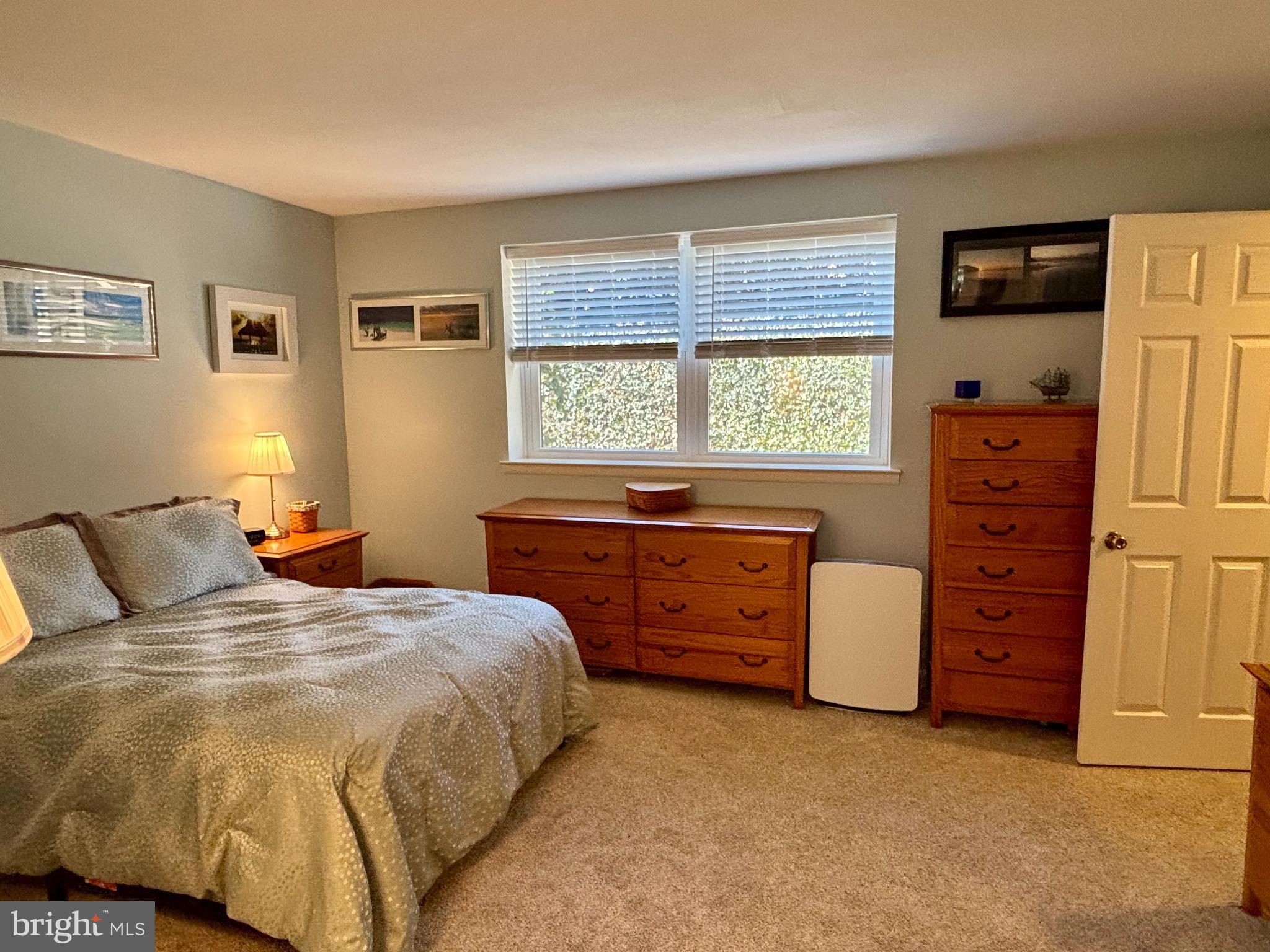 FLYING HILLS - Residential