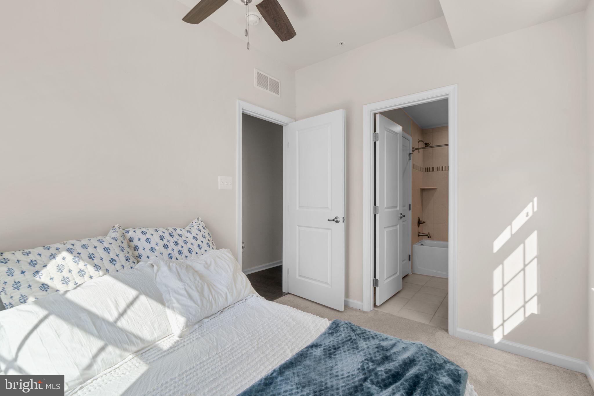 PARKSIDE - Residential