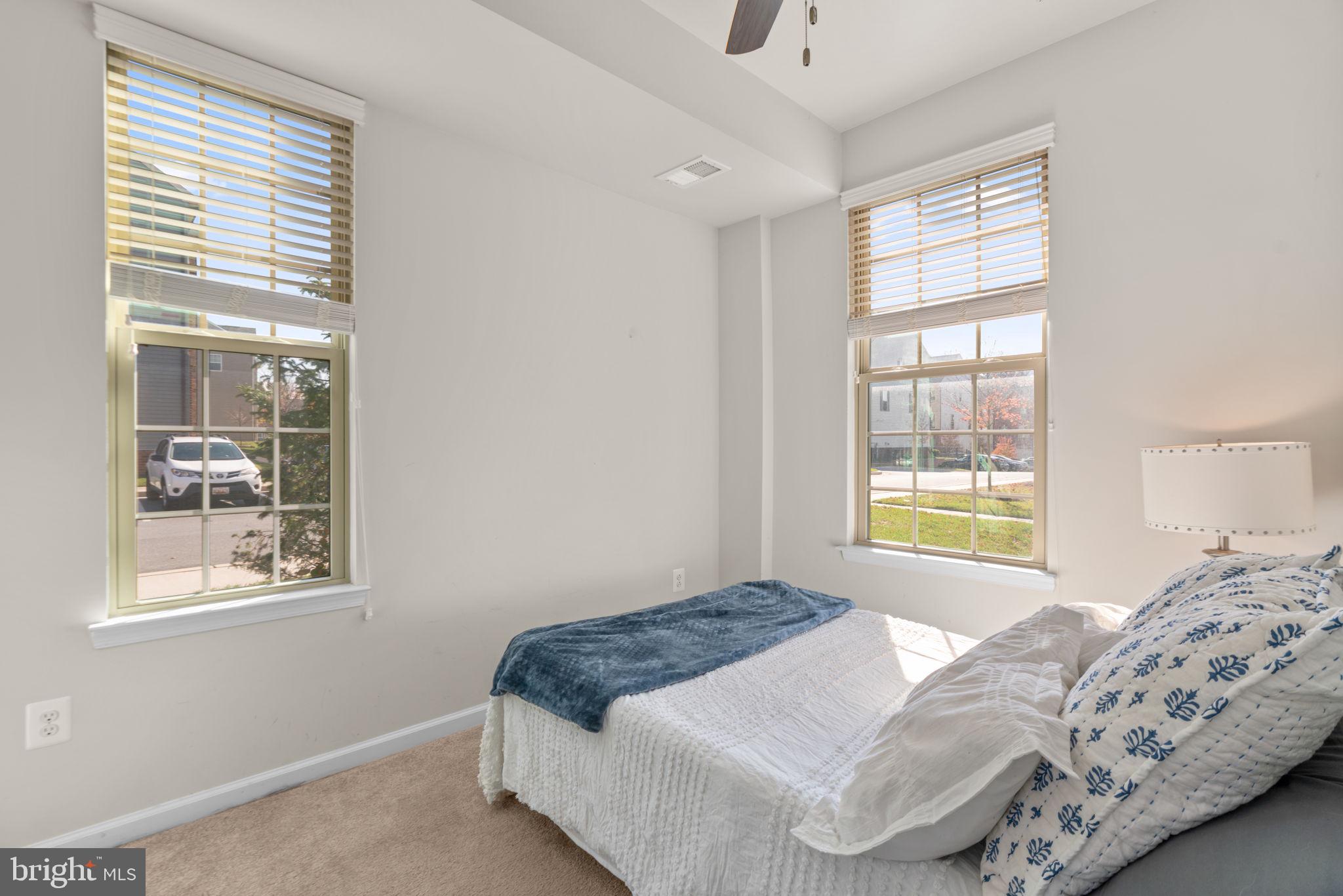 PARKSIDE - Residential