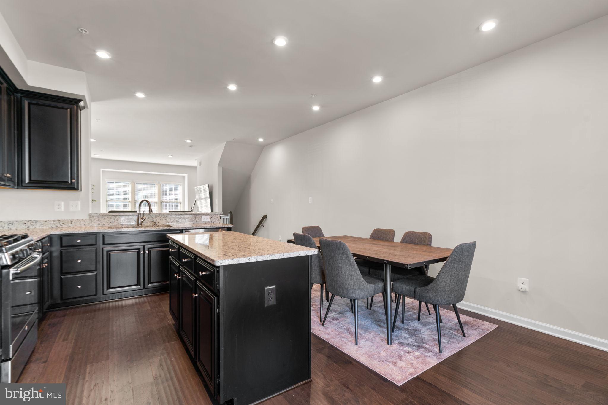 PARKSIDE - Residential