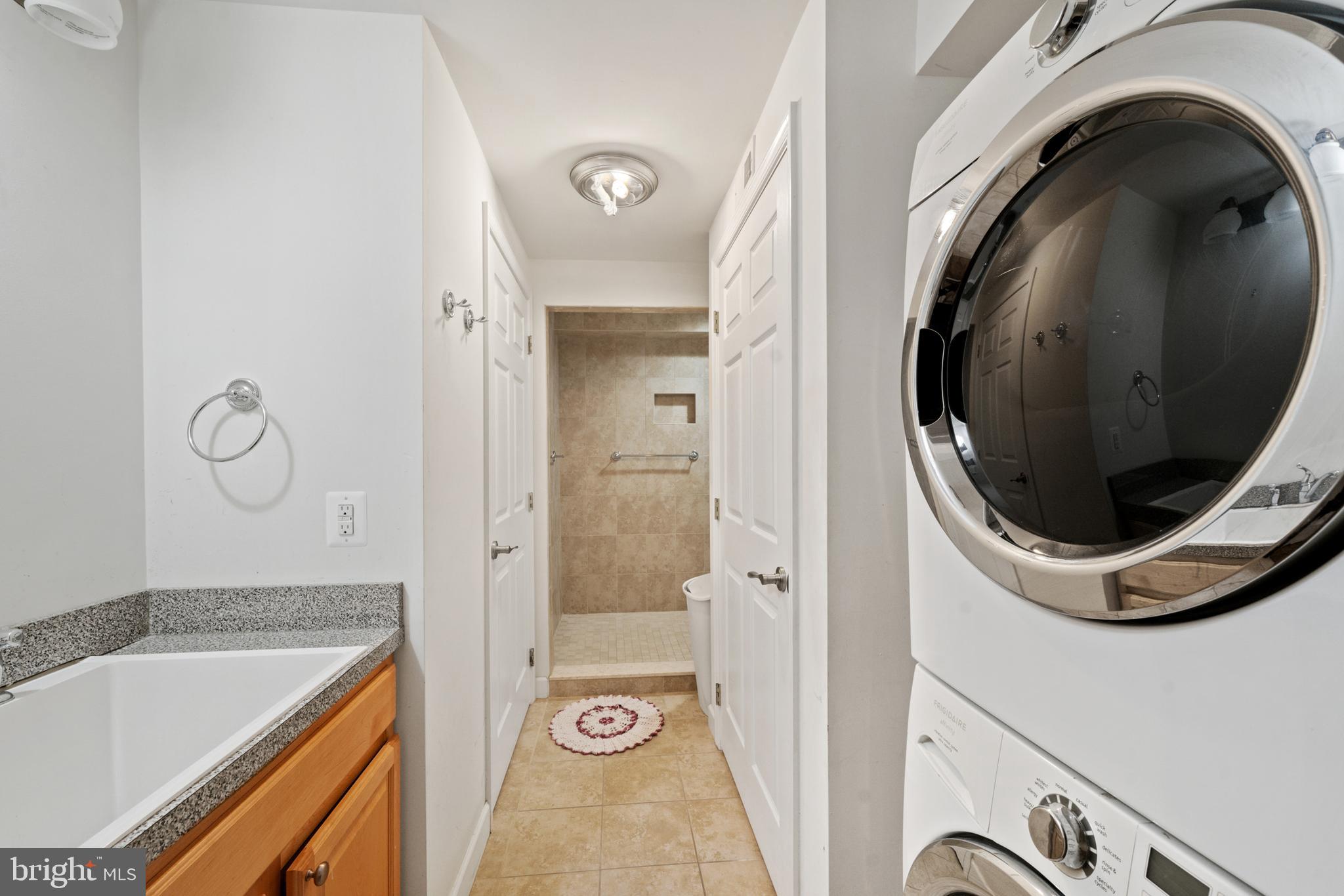 PRESTON - Residential