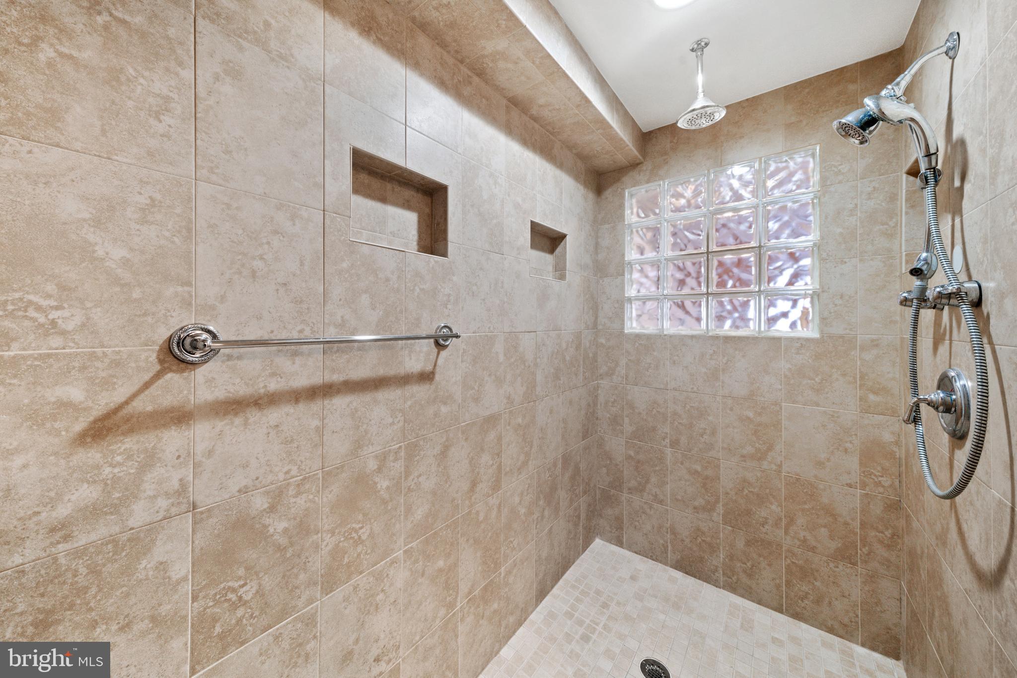 PRESTON - Residential