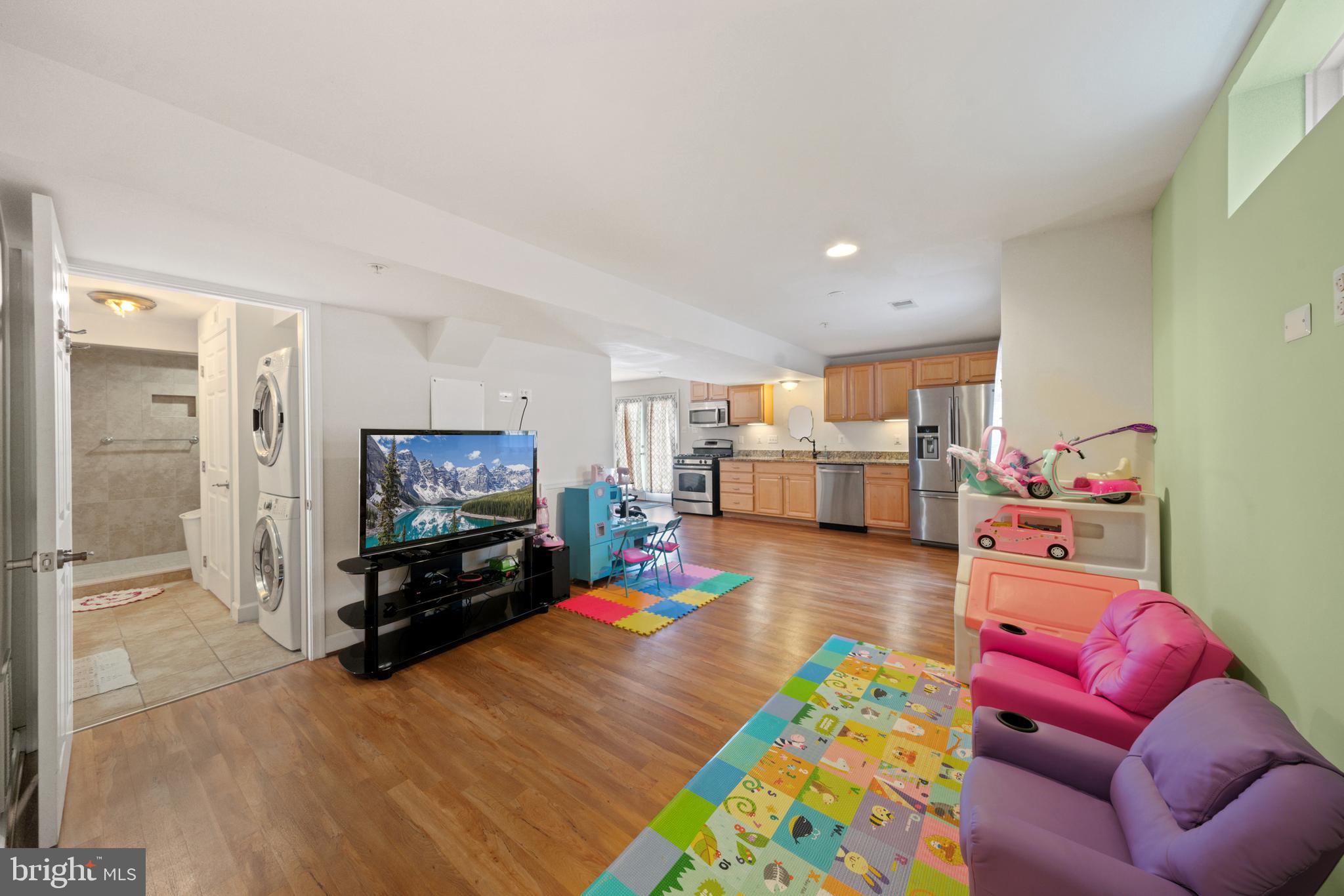 PRESTON - Residential