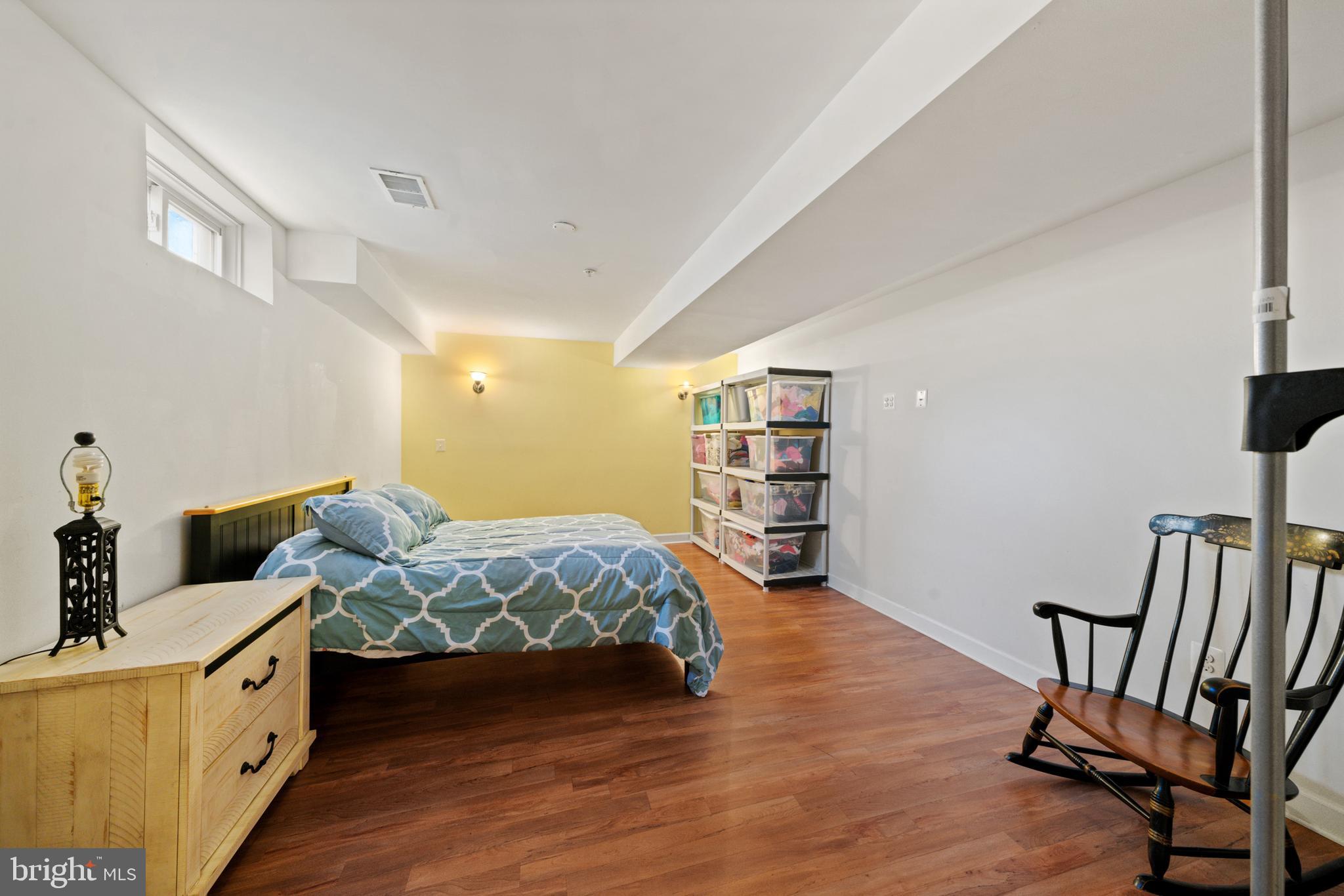 PRESTON - Residential