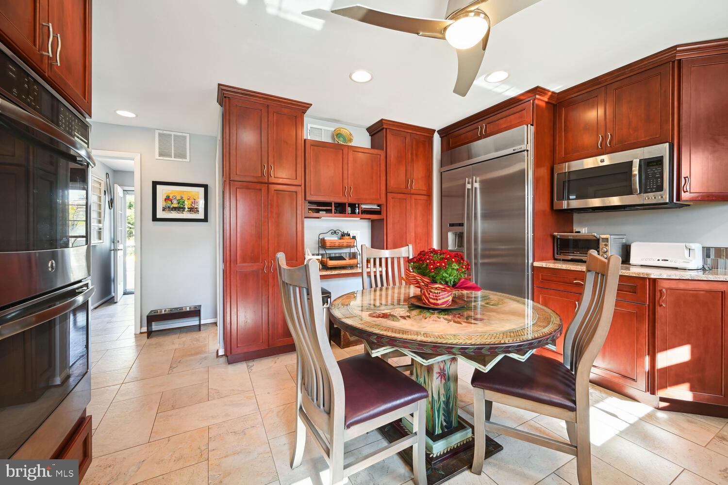 LAKE NORMANDY ESTATES - Residential