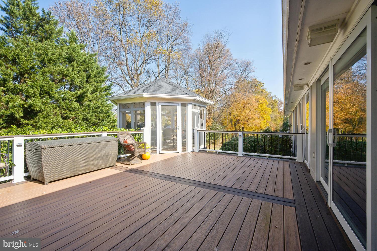 LAKE NORMANDY ESTATES - Residential