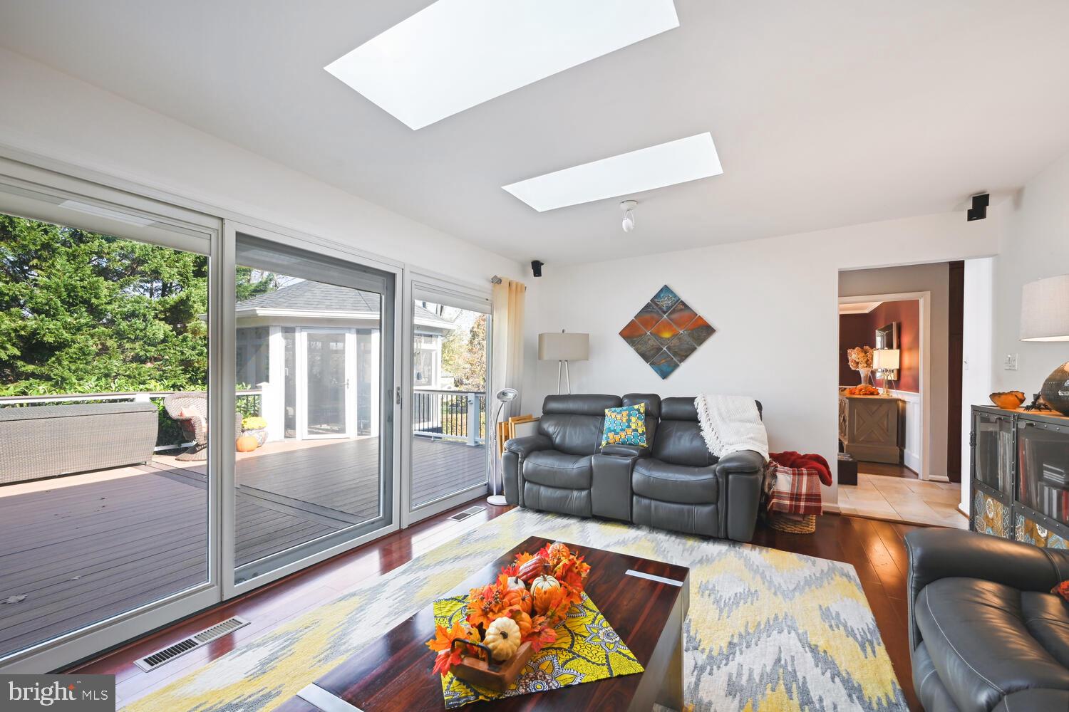 LAKE NORMANDY ESTATES - Residential