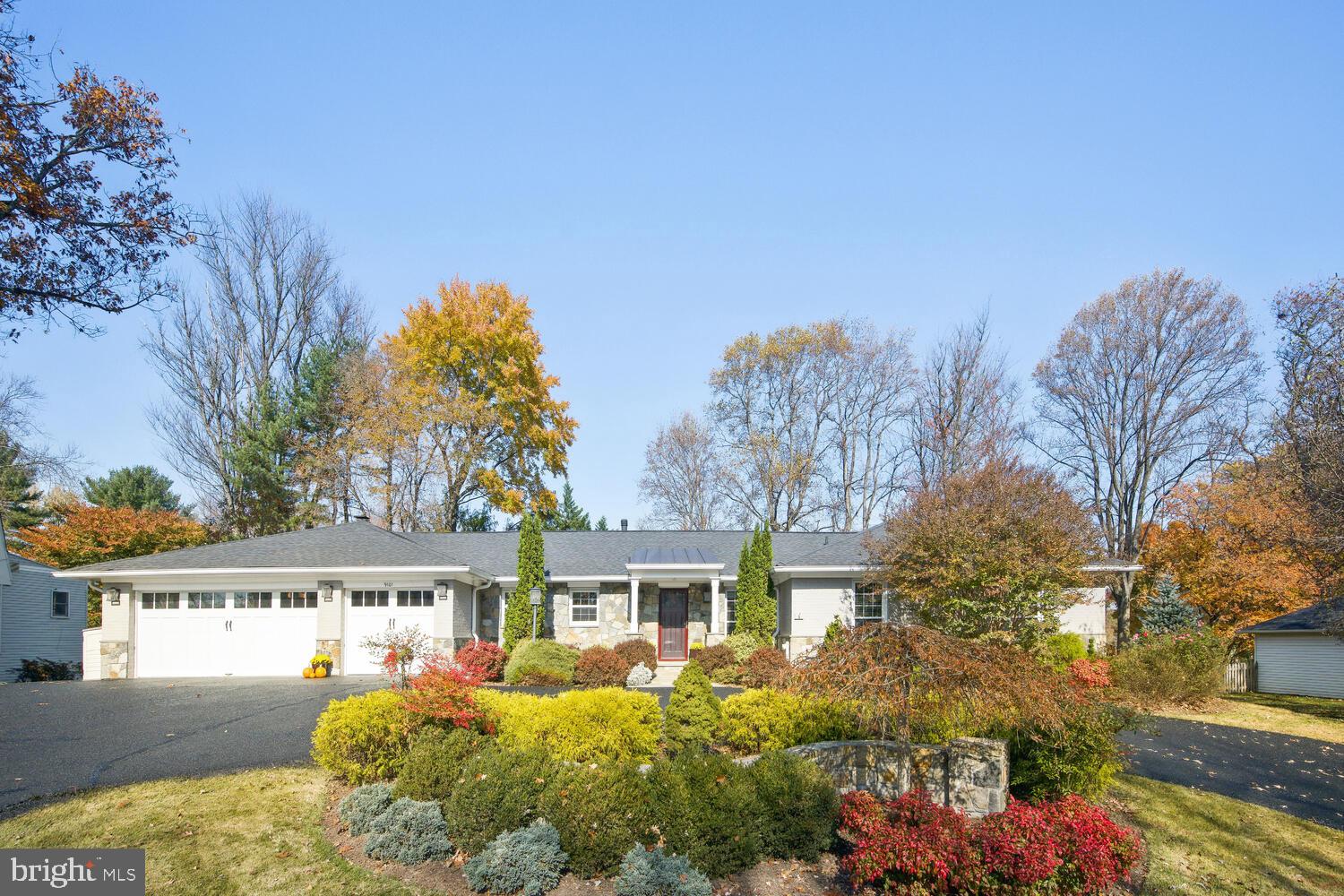 LAKE NORMANDY ESTATES - Residential