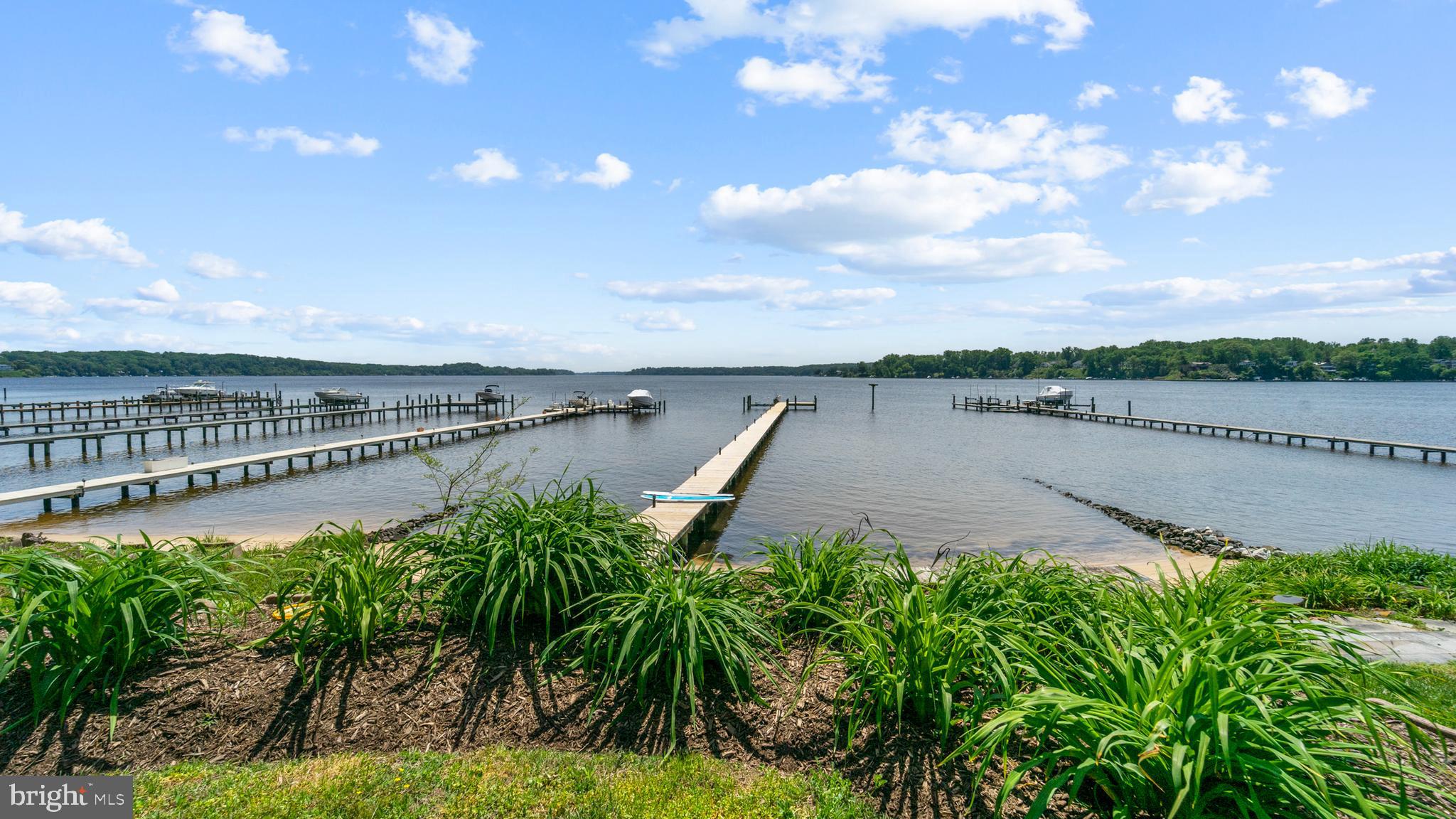 LINSTEAD ON THE SEVERN - Residential