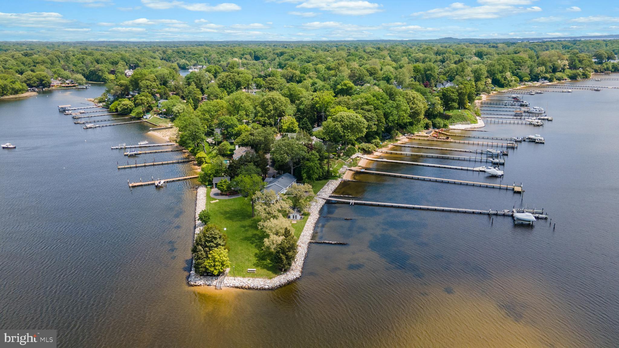 LINSTEAD ON THE SEVERN - Residential