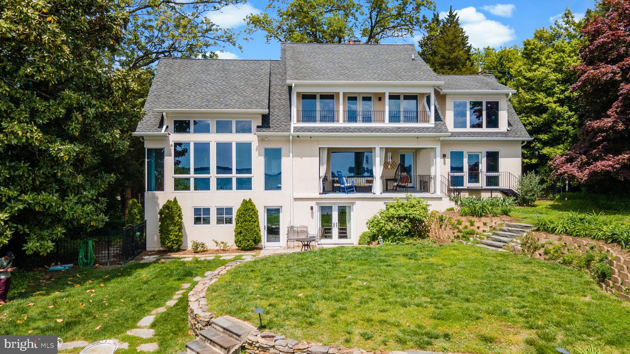 LINSTEAD ON THE SEVERN - Residential