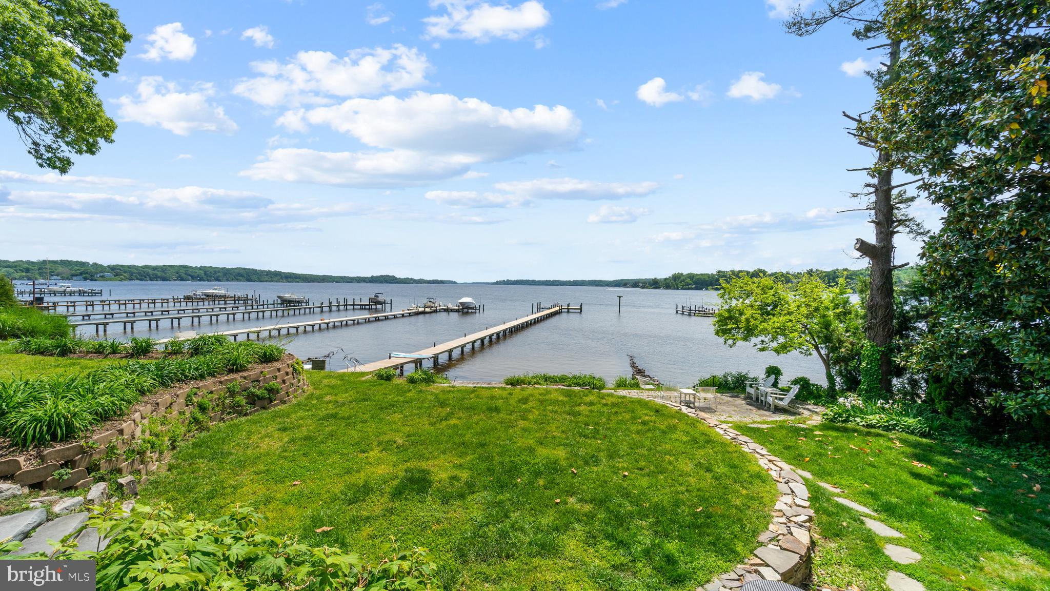 LINSTEAD ON THE SEVERN - Residential