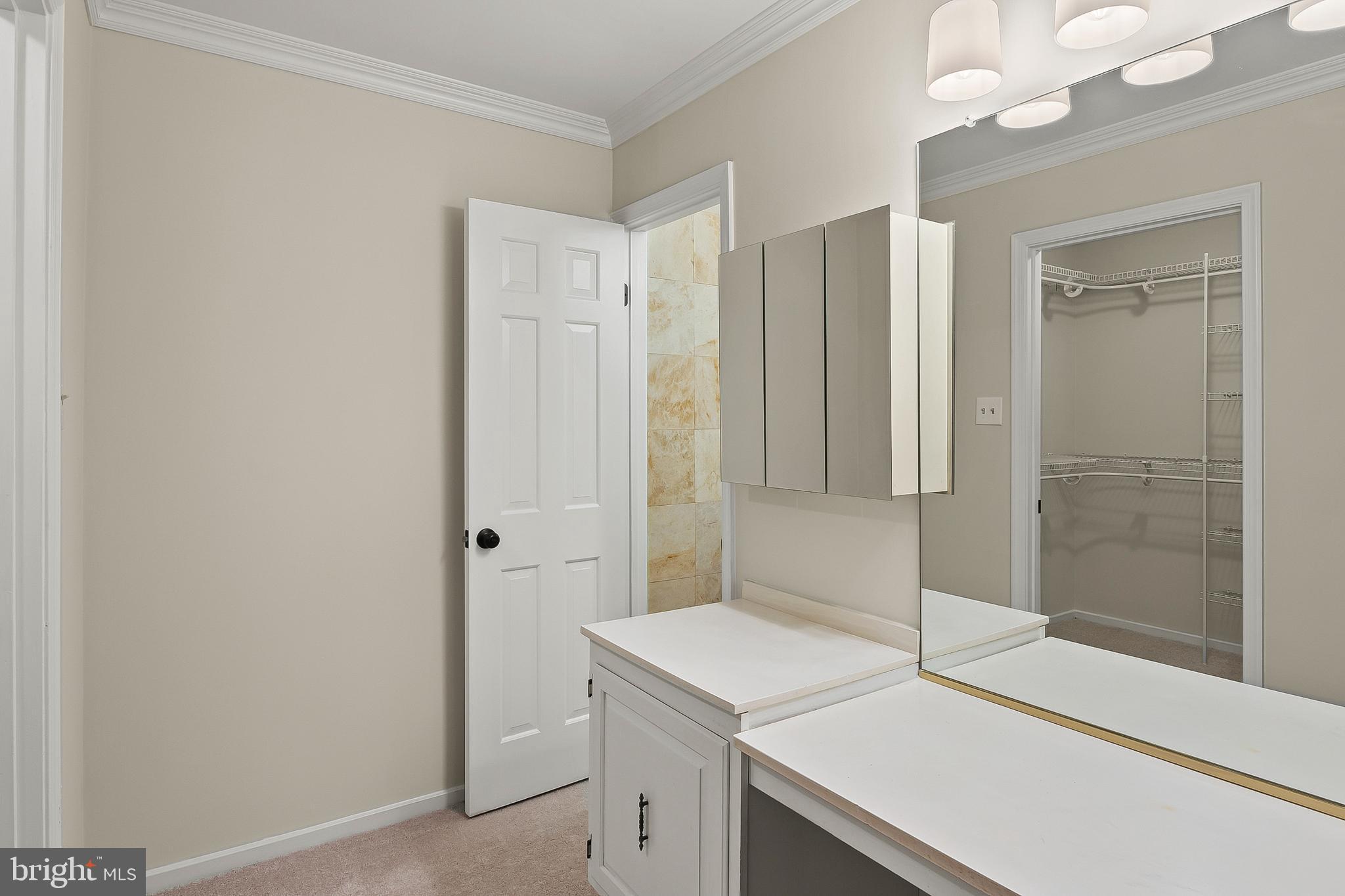 THUNDER HILL - Residential