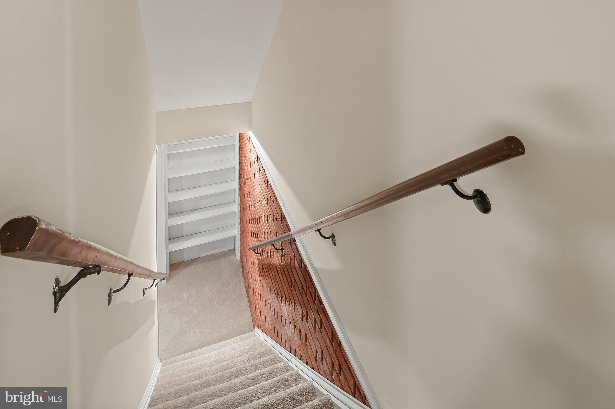 THUNDER HILL - Residential