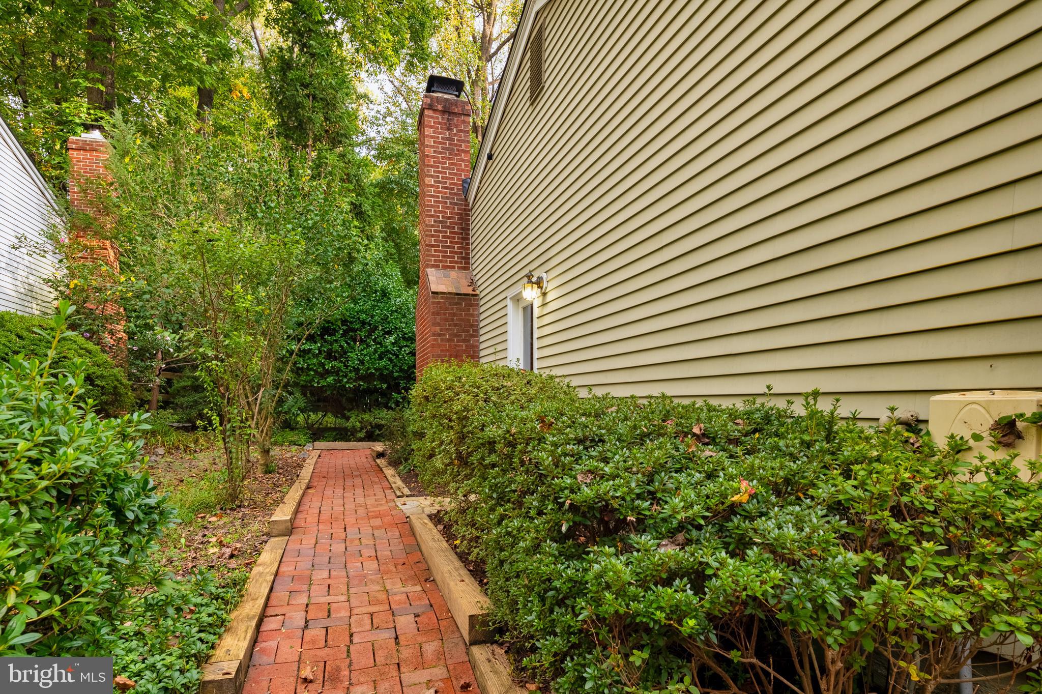 THUNDER HILL - Residential