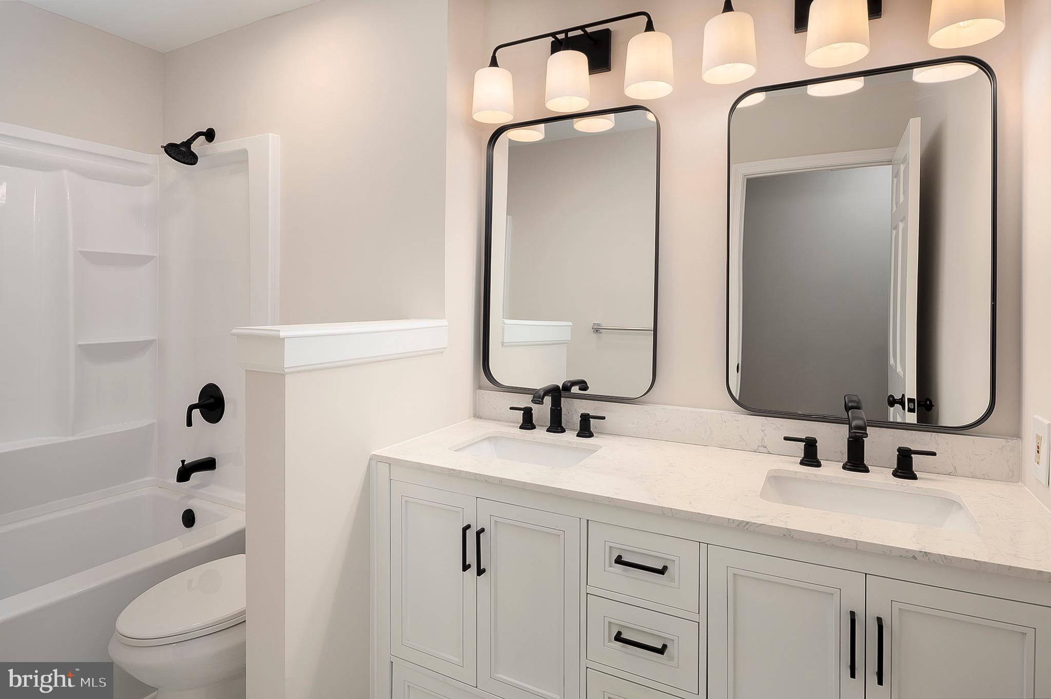 THUNDER HILL - Residential