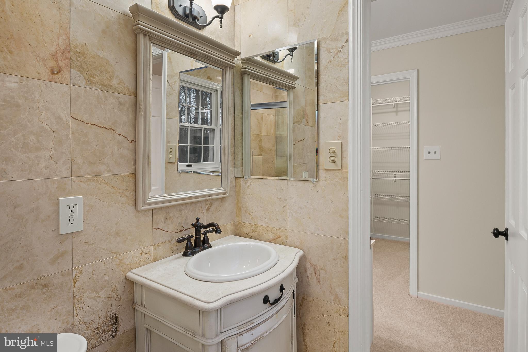 THUNDER HILL - Residential