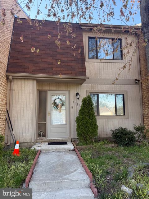 1121 SHANNON PLACE HERNDON VA 20170