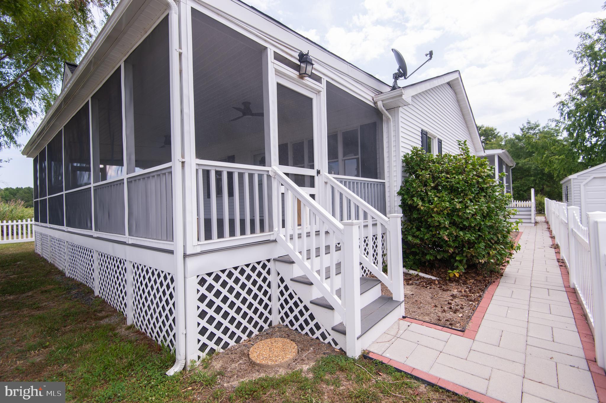 TAYLORS ISLAND - Residential