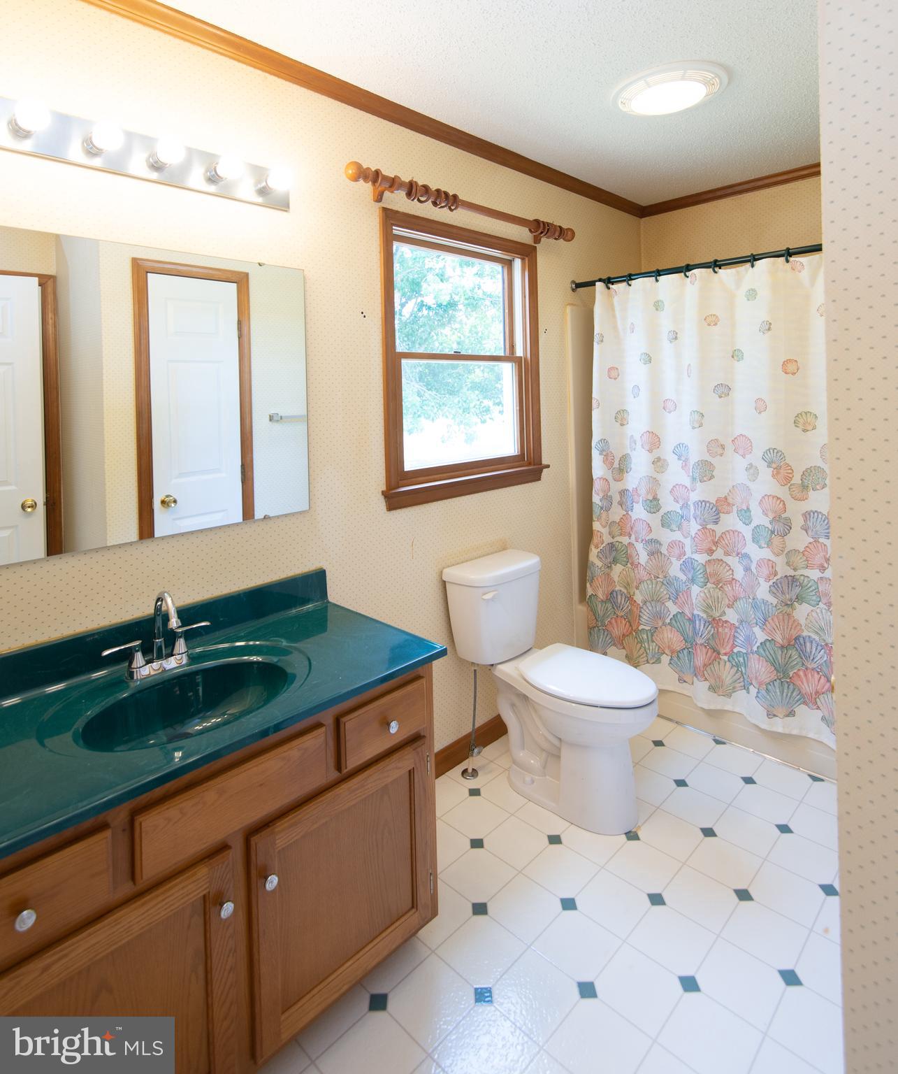 TAYLORS ISLAND - Residential