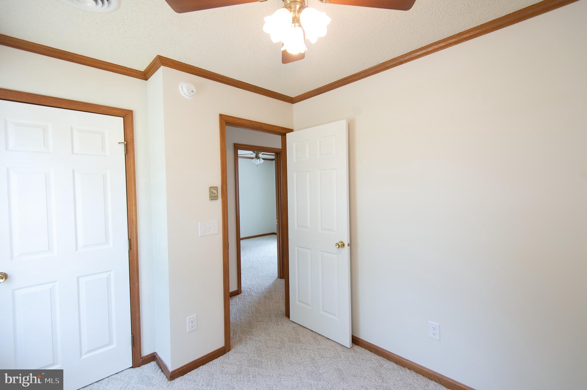 TAYLORS ISLAND - Residential