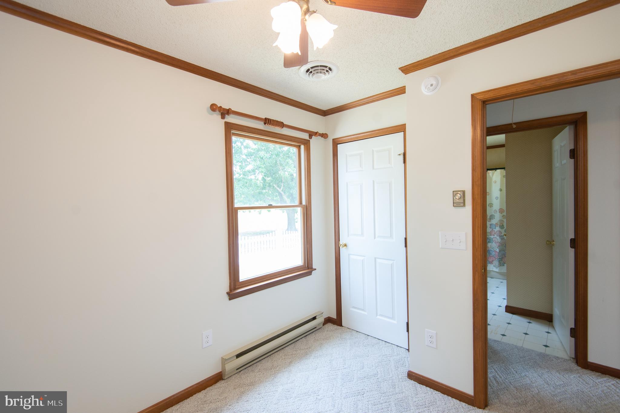 TAYLORS ISLAND - Residential