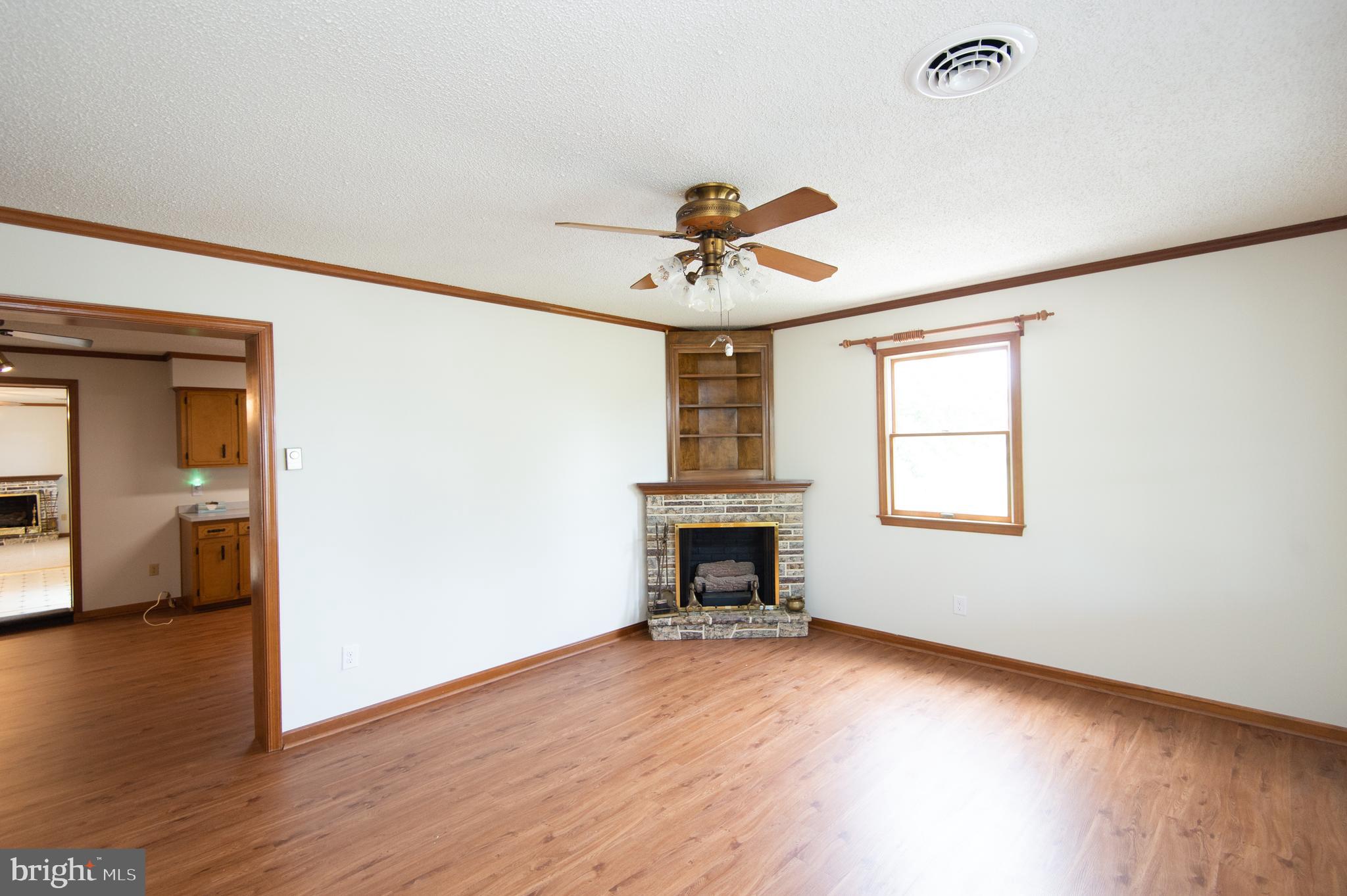 TAYLORS ISLAND - Residential