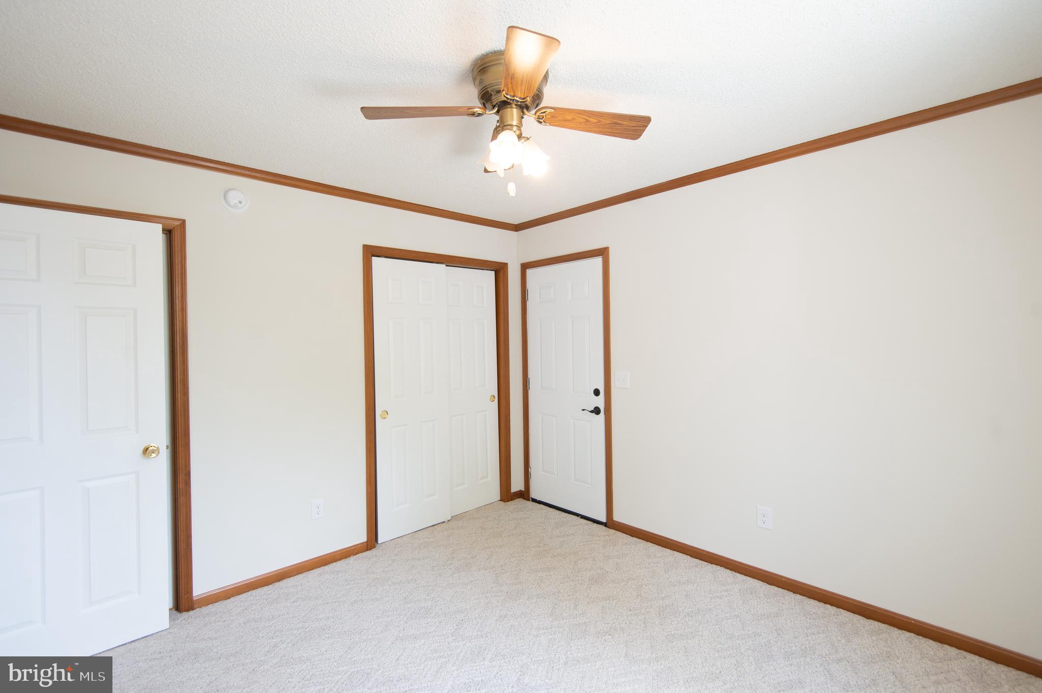 TAYLORS ISLAND - Residential