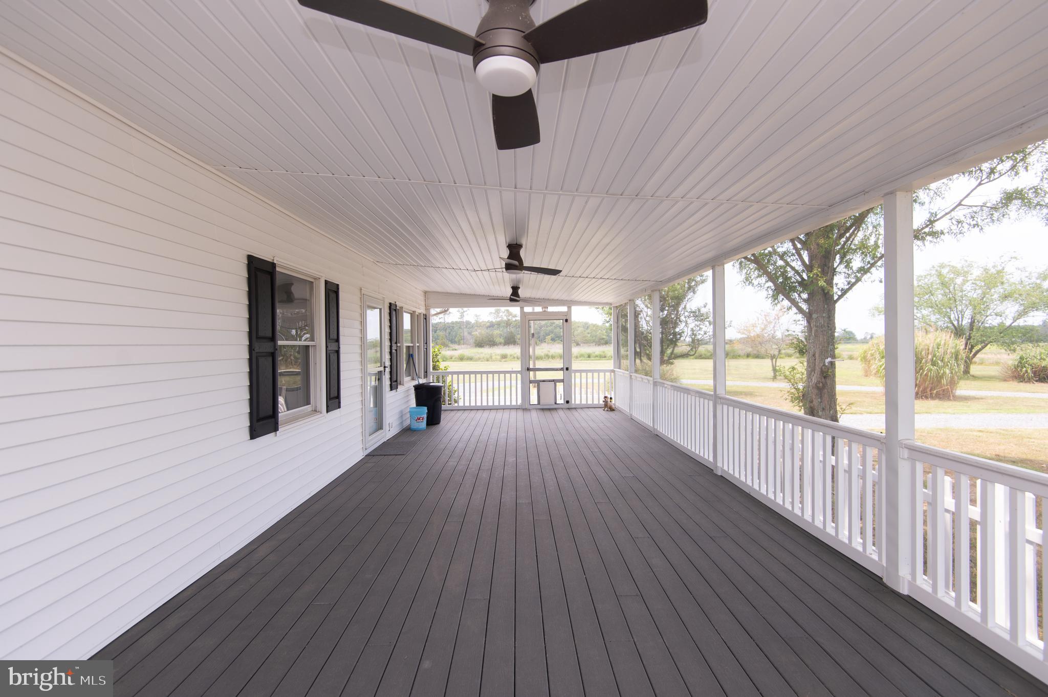 TAYLORS ISLAND - Residential