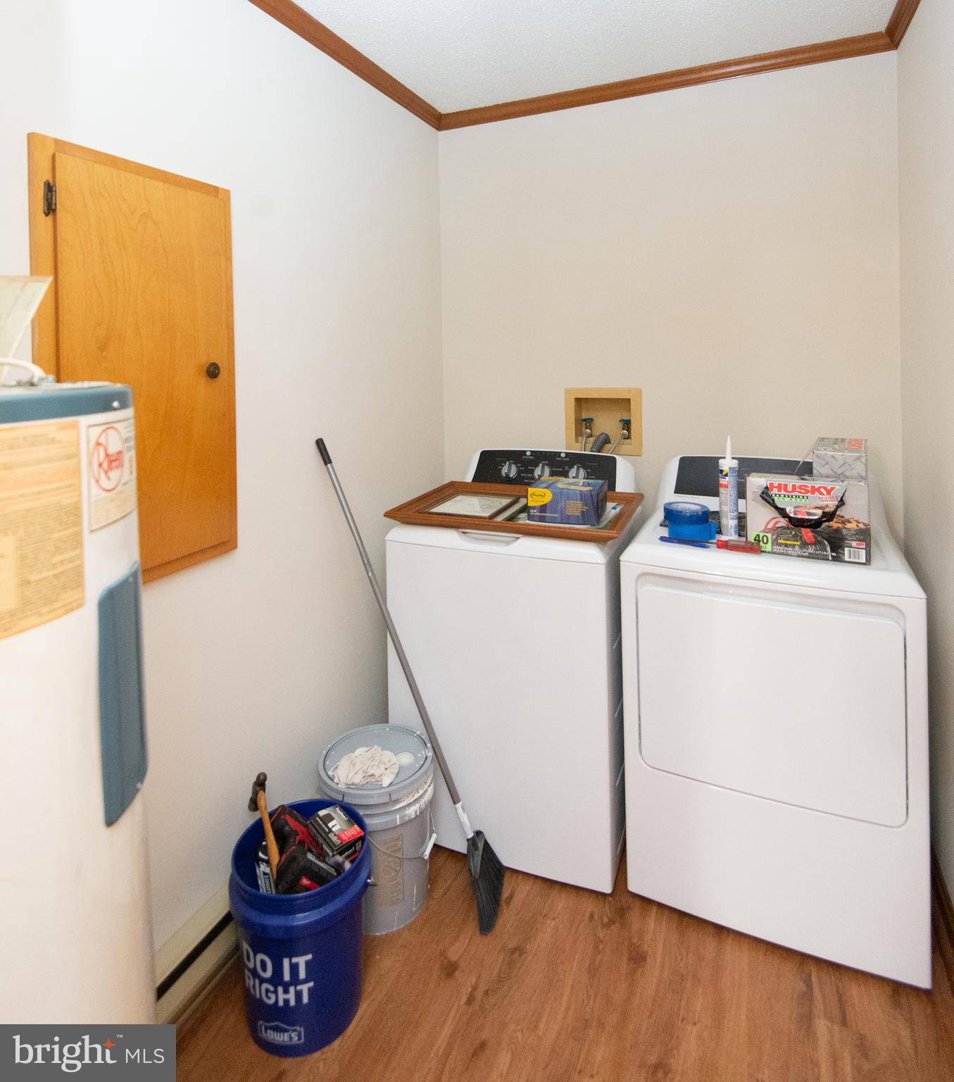 TAYLORS ISLAND - Residential