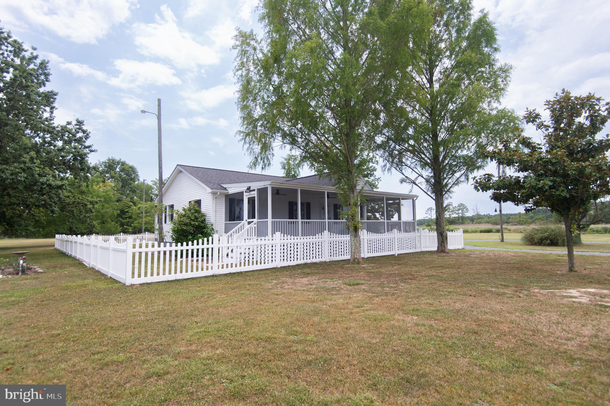 TAYLORS ISLAND - Residential