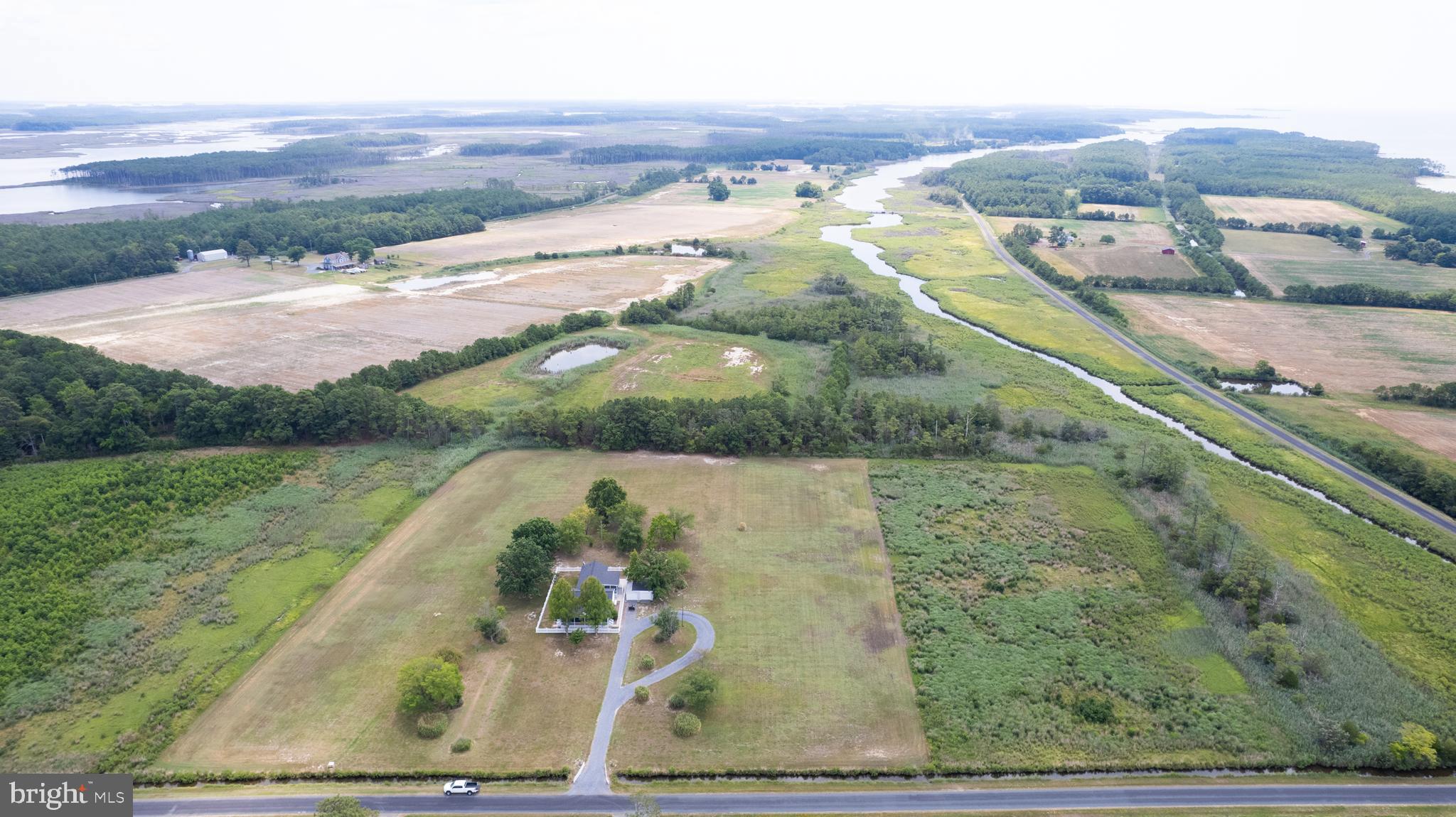 TAYLORS ISLAND - Residential