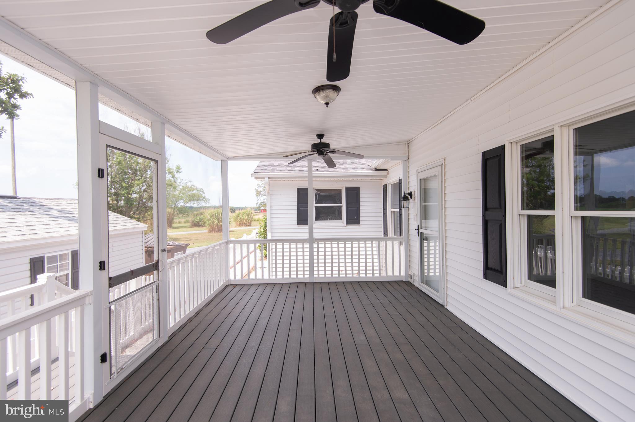 TAYLORS ISLAND - Residential