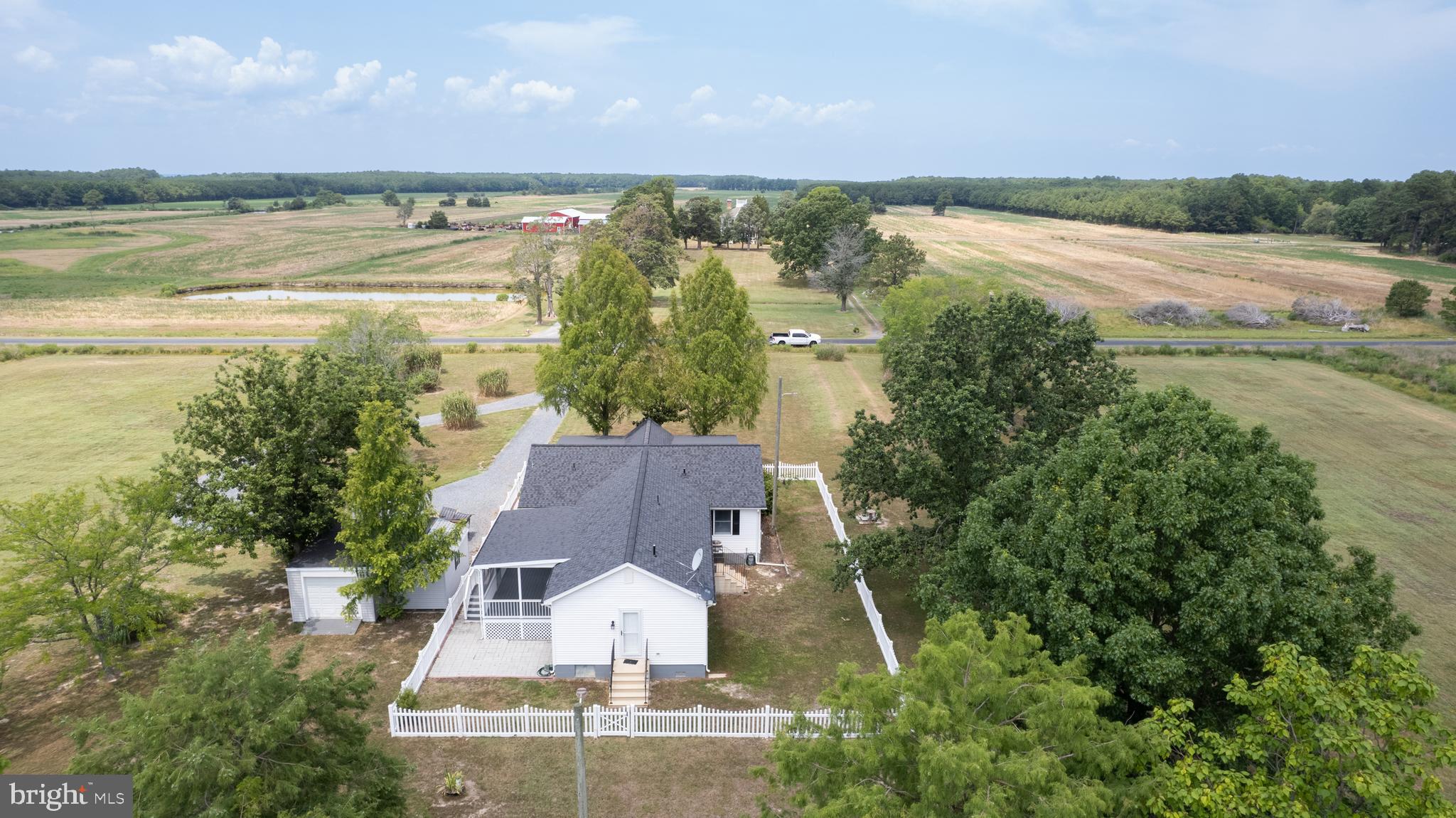 TAYLORS ISLAND - Residential