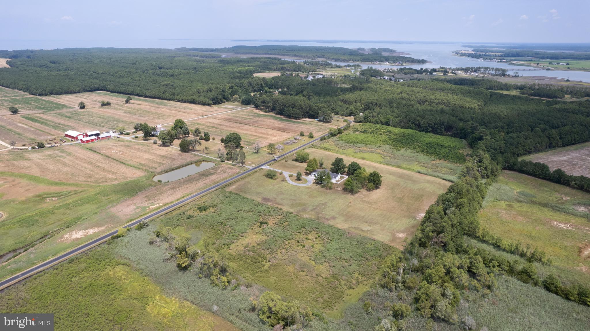 TAYLORS ISLAND - Residential