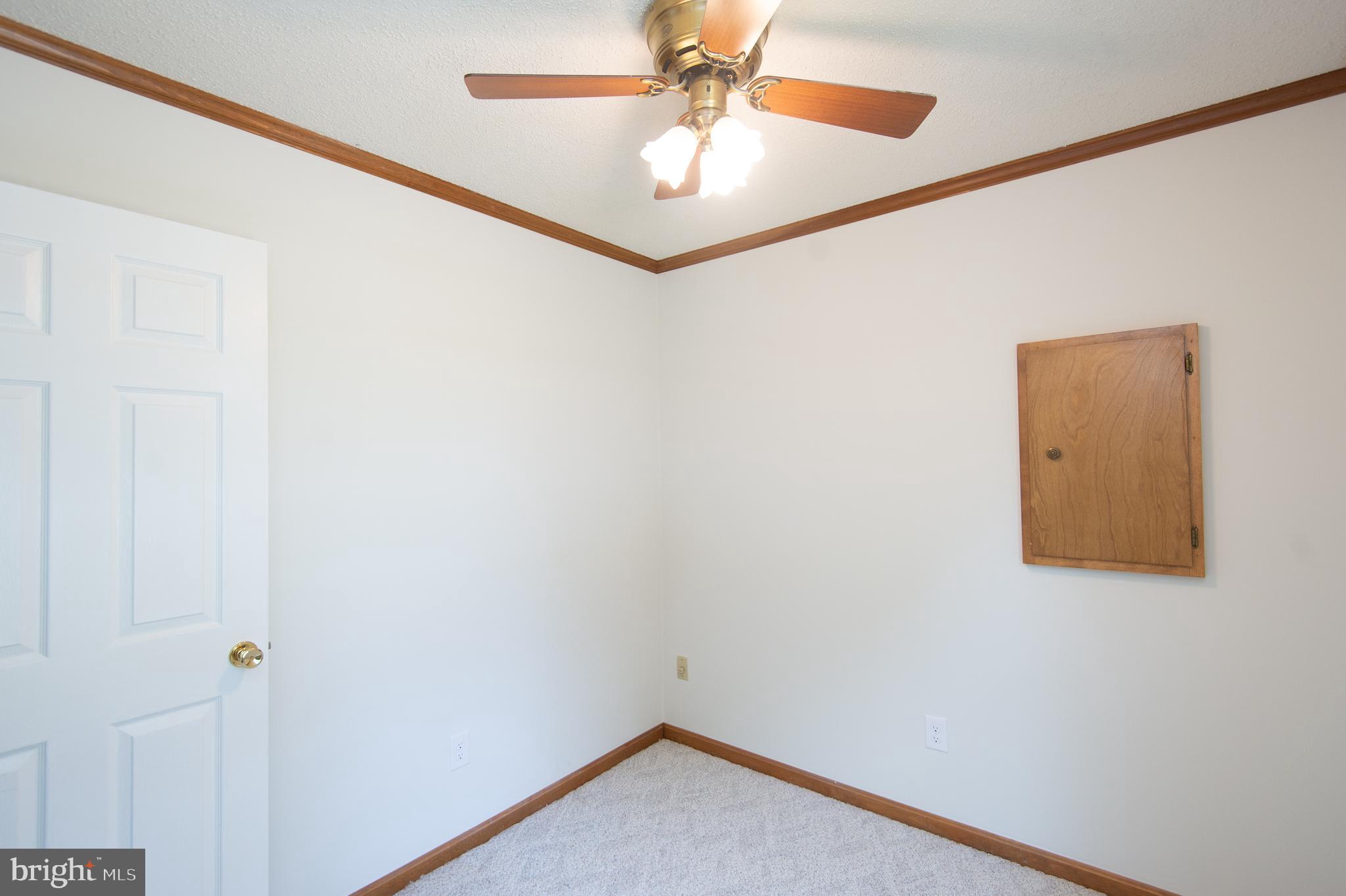 TAYLORS ISLAND - Residential