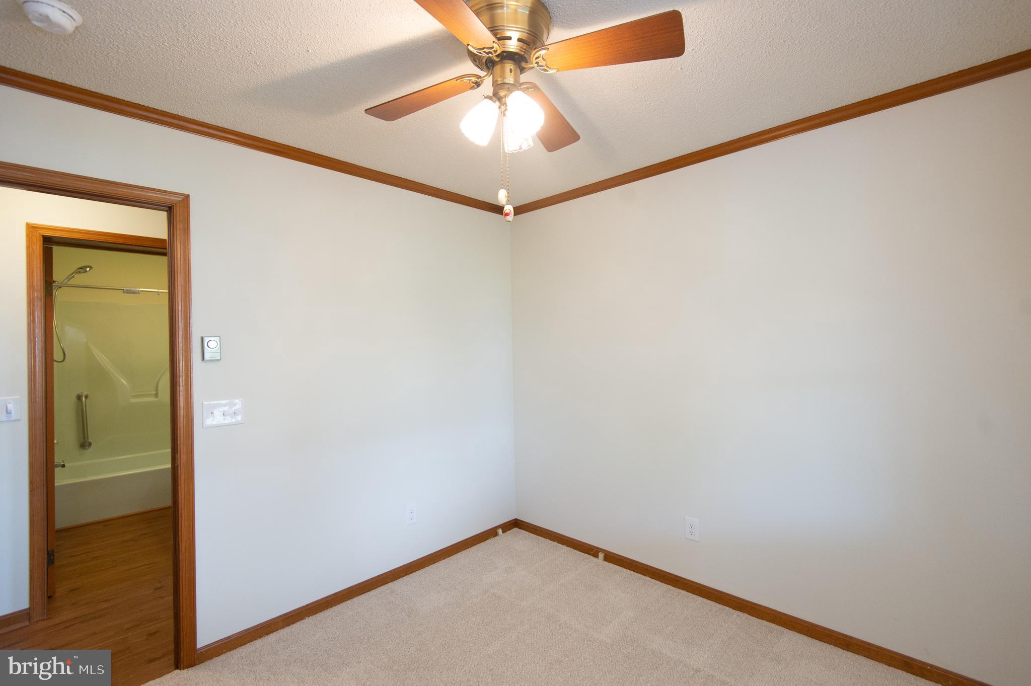 TAYLORS ISLAND - Residential