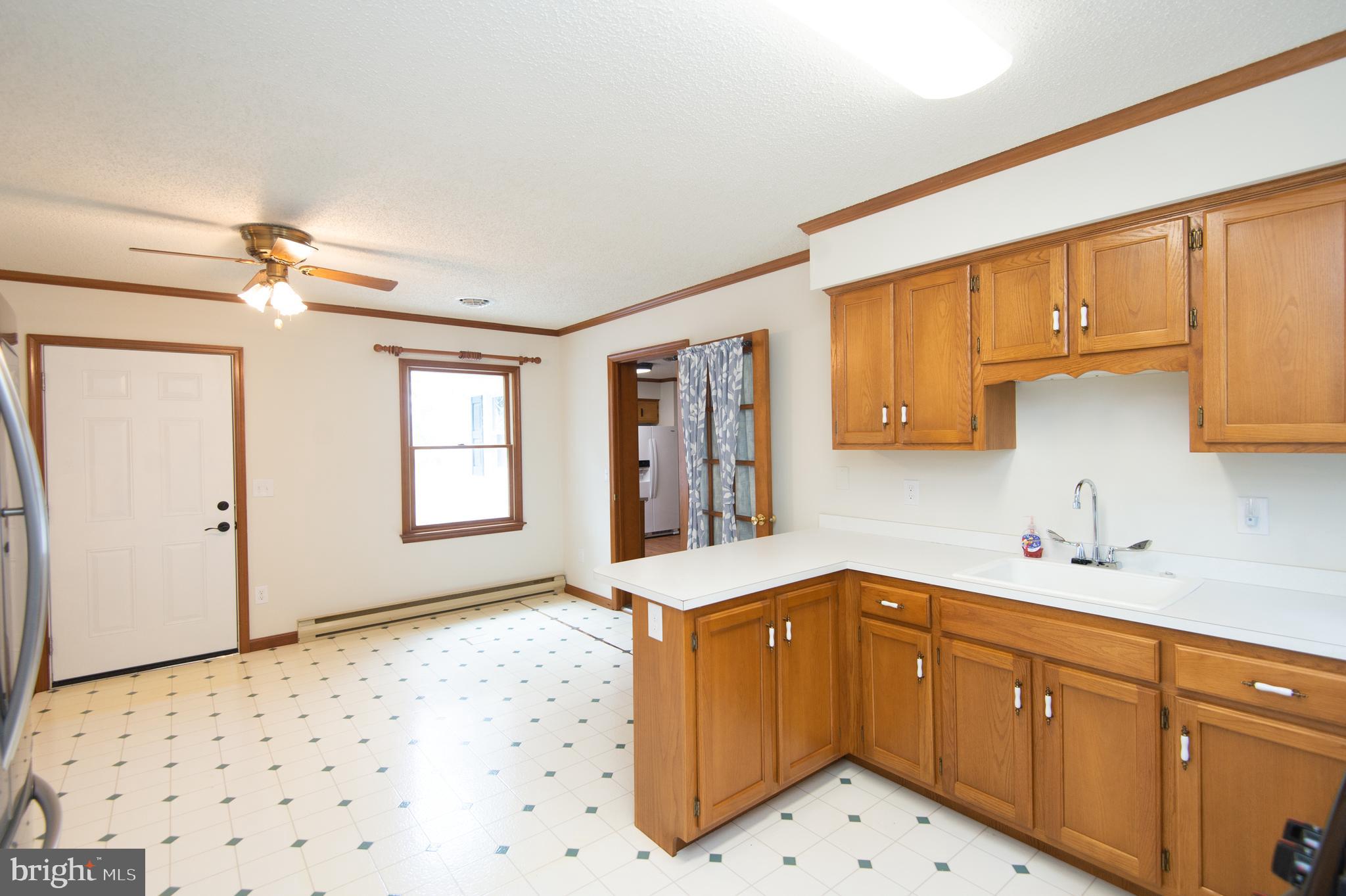 TAYLORS ISLAND - Residential