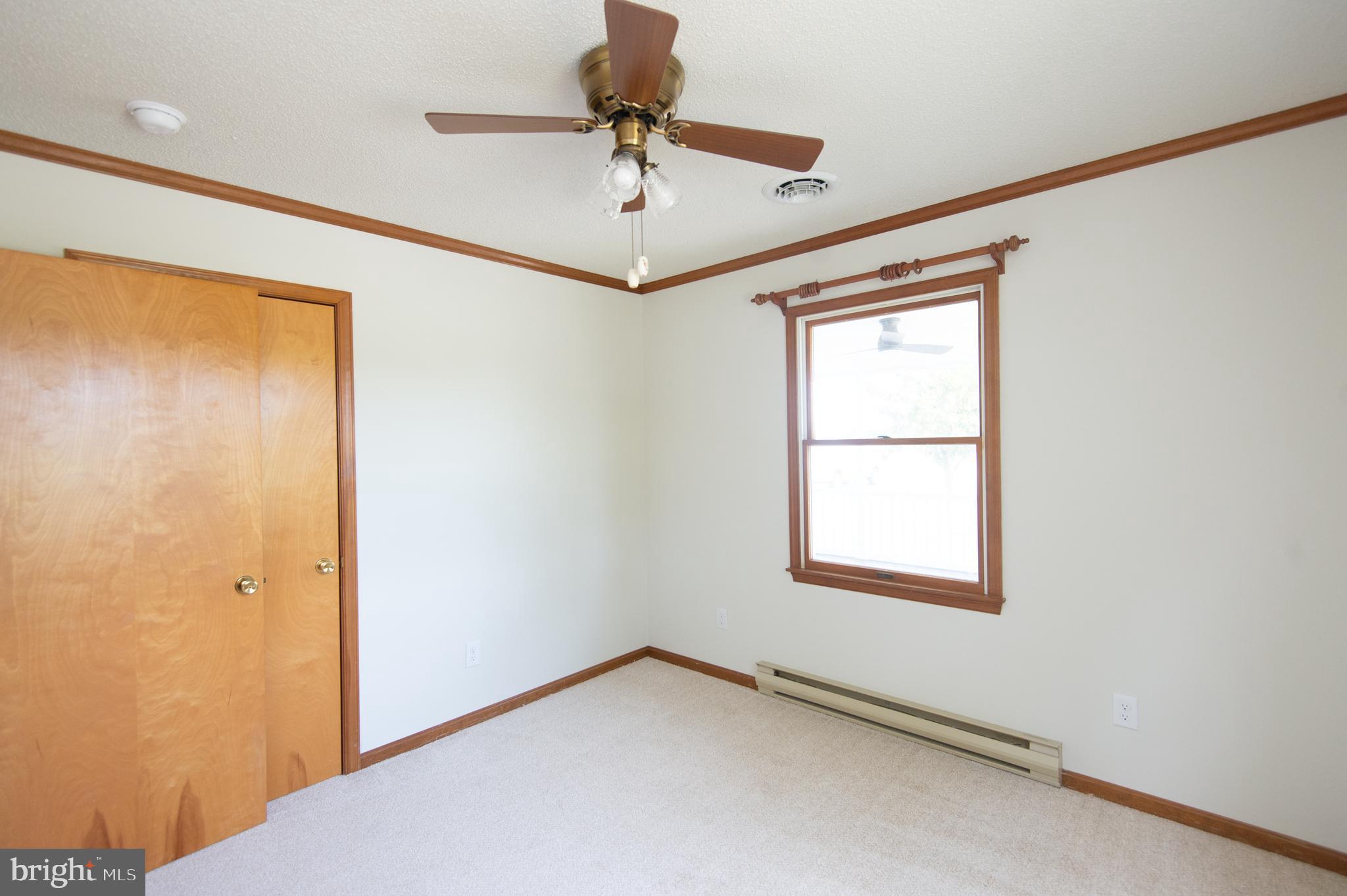 TAYLORS ISLAND - Residential