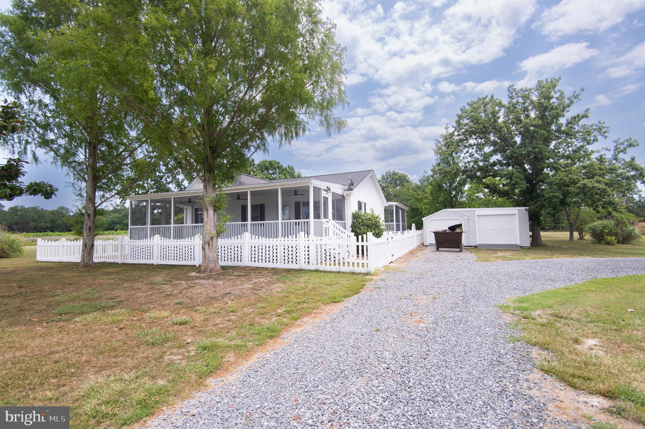 TAYLORS ISLAND - Residential