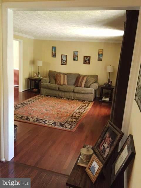 CEDAR ACRES - Residential Lease