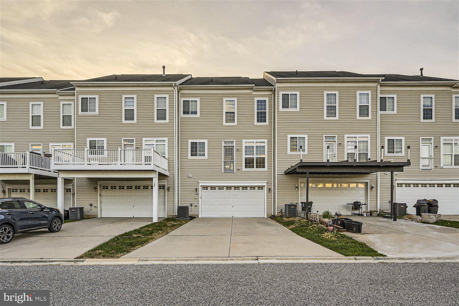 GREENWAY FARMS - Residential Lease