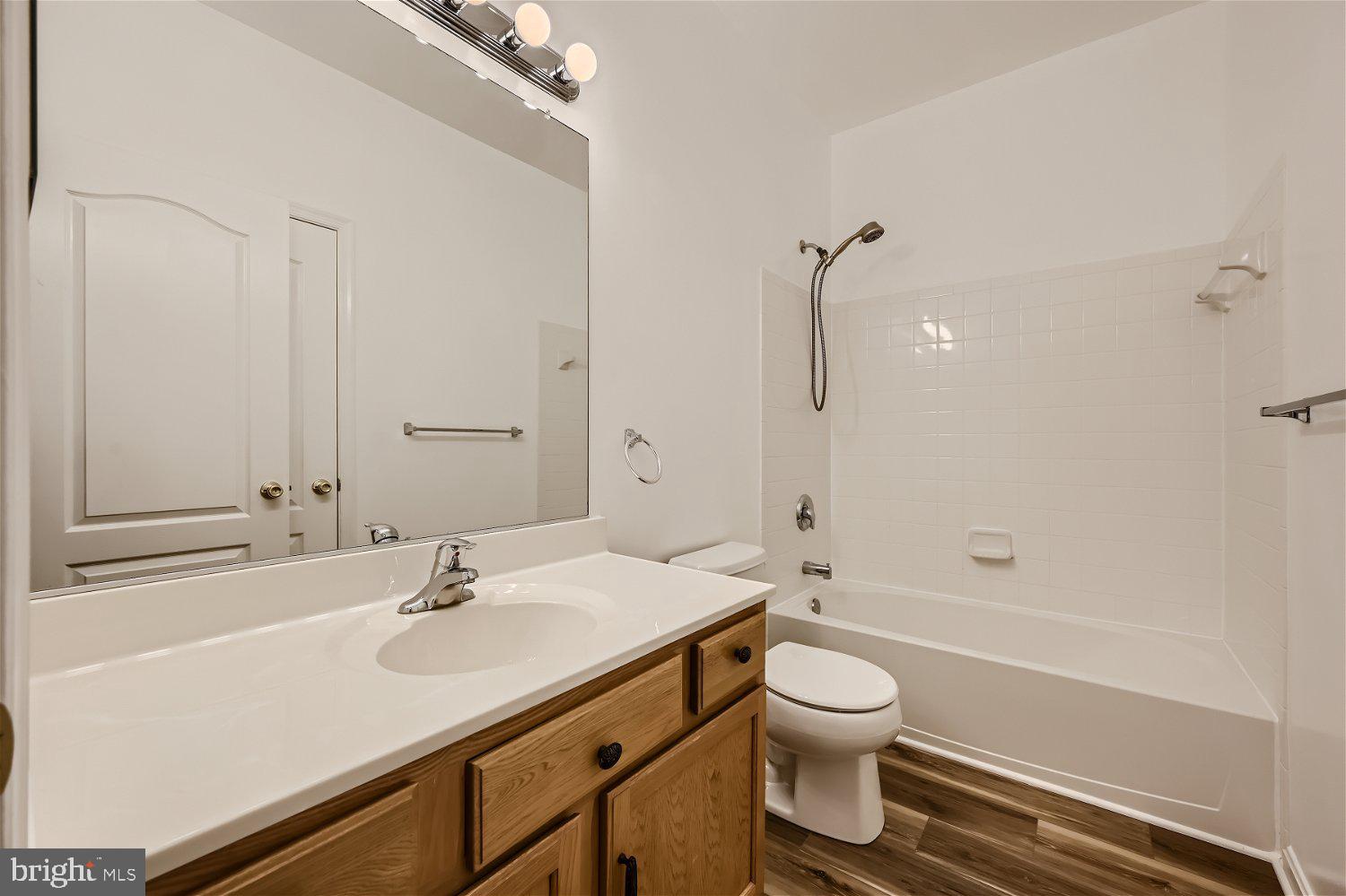 GREENWAY FARMS - Residential Lease