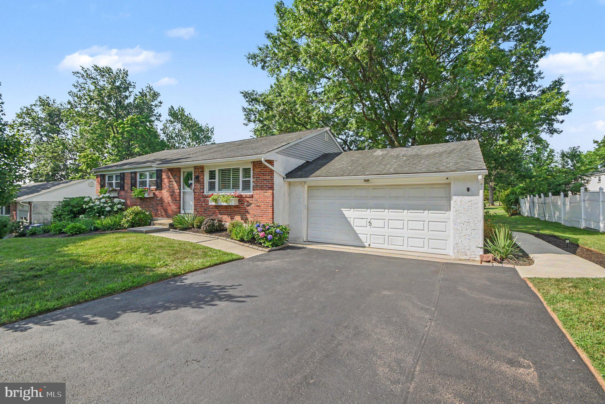 613 LISA ROAD