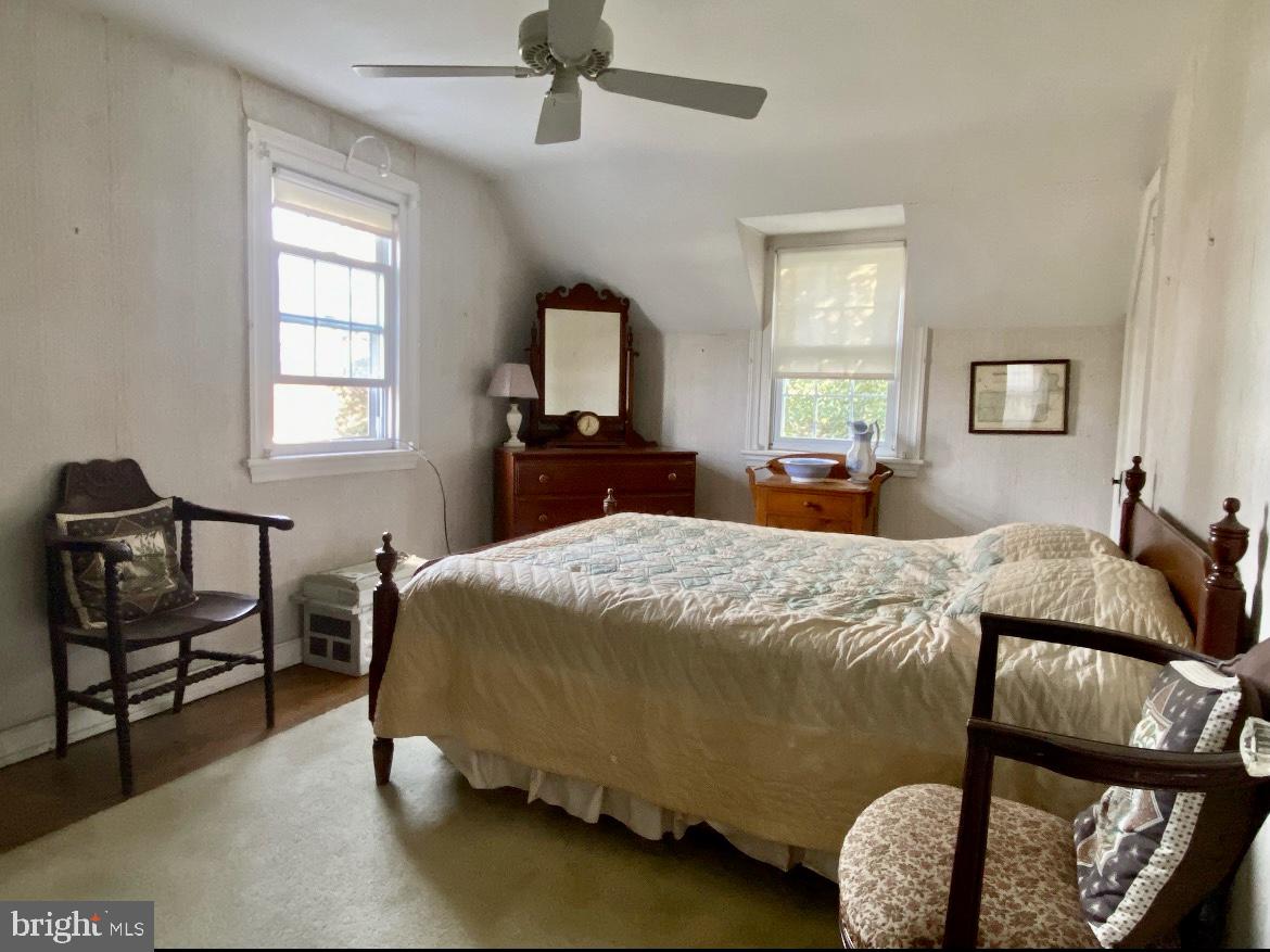 WILLOW FARMS - Residential