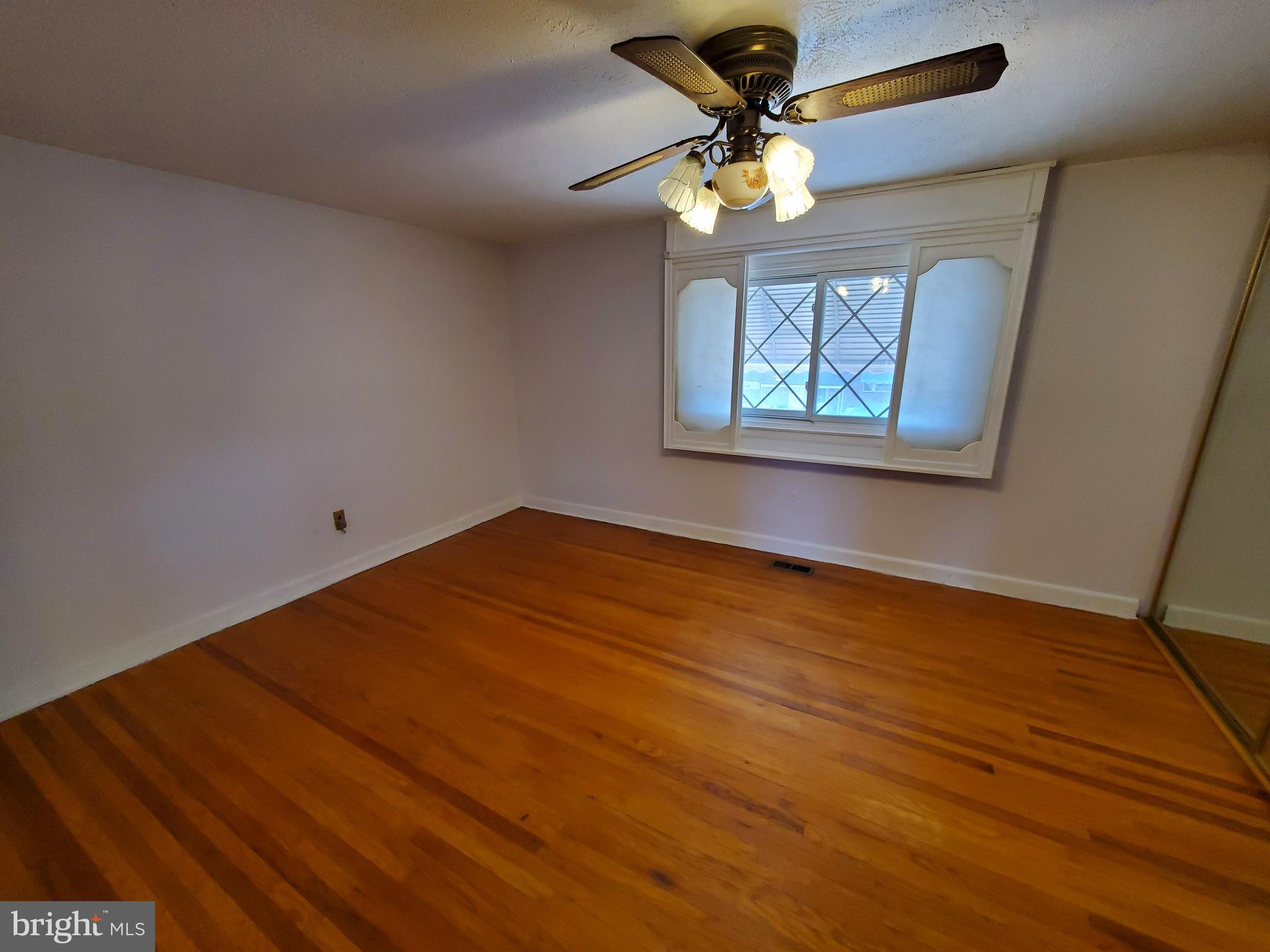 PHILADELPHIA (SOUTHWEST) - Residential