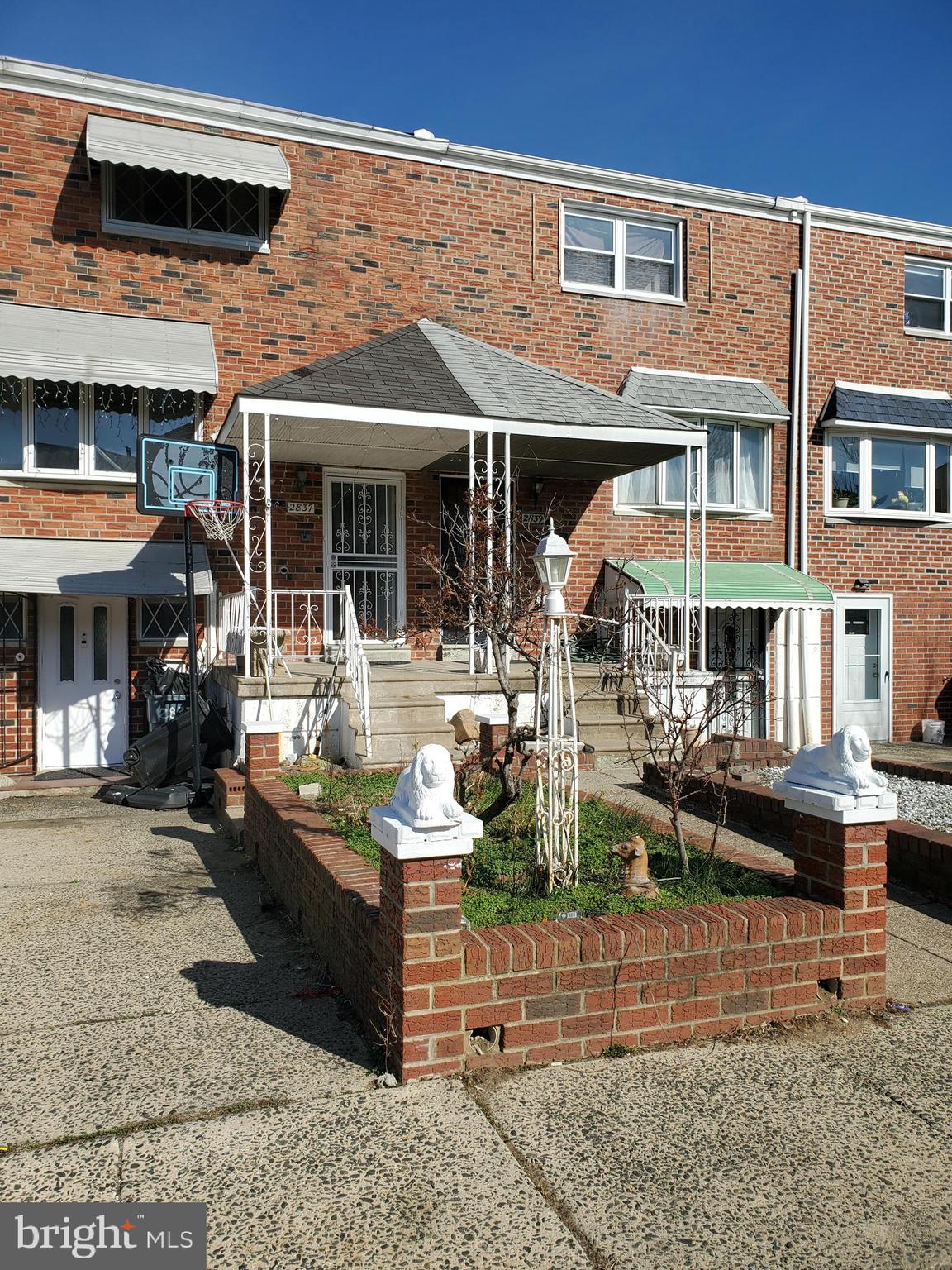 PHILADELPHIA (SOUTHWEST) - Residential