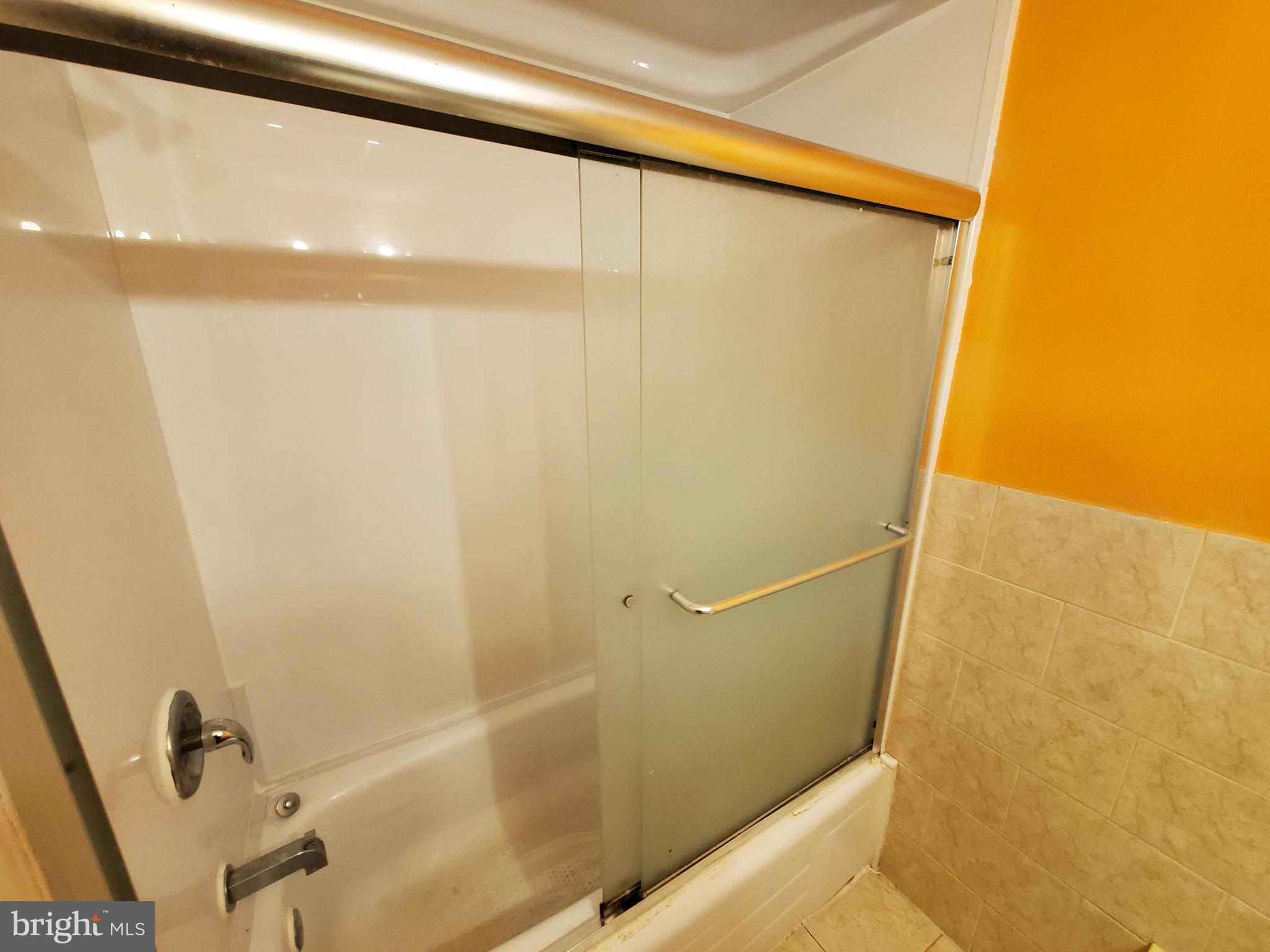 PHILADELPHIA (SOUTHWEST) - Residential