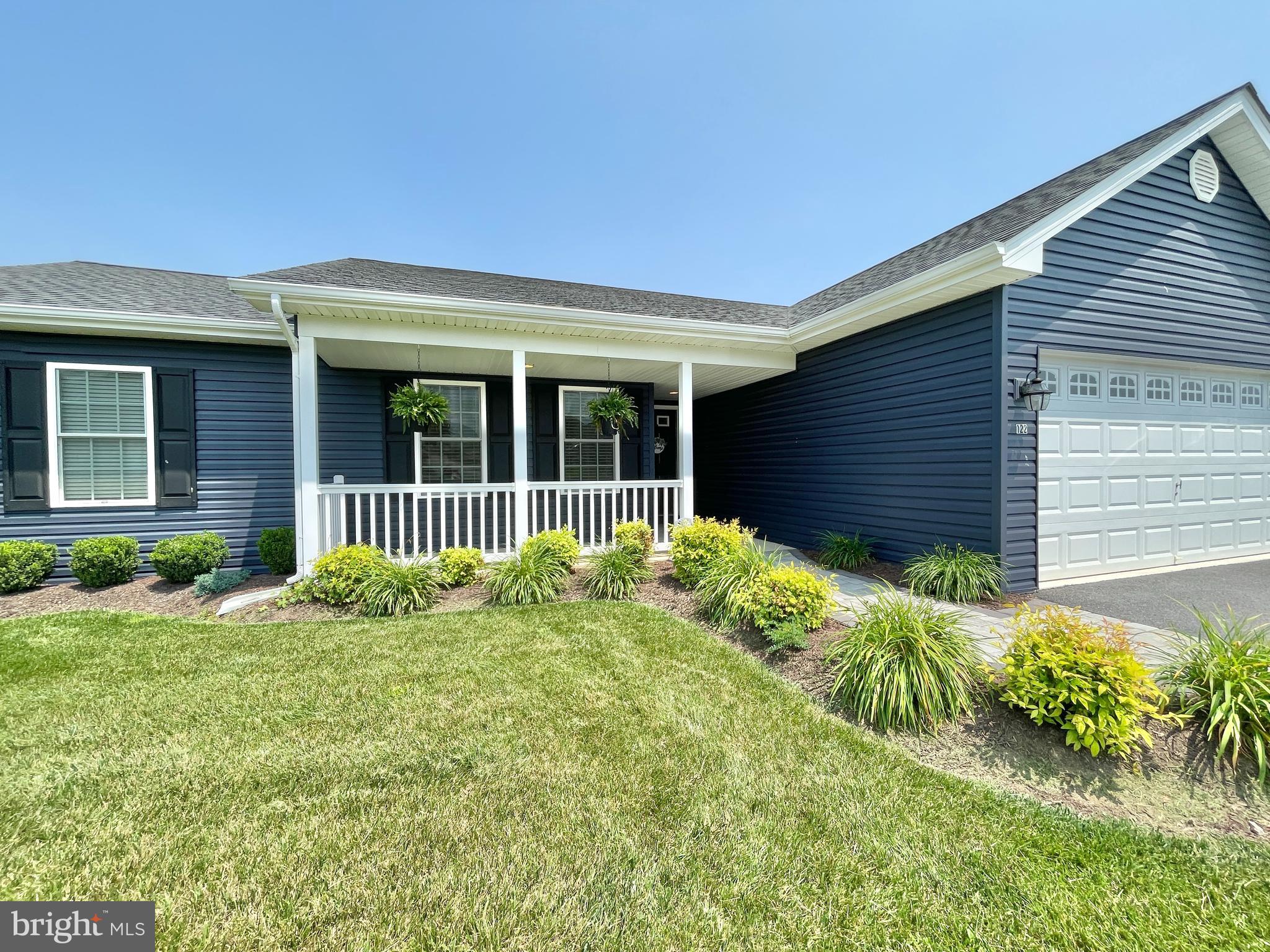 PEBBLE RIDGE - Residential