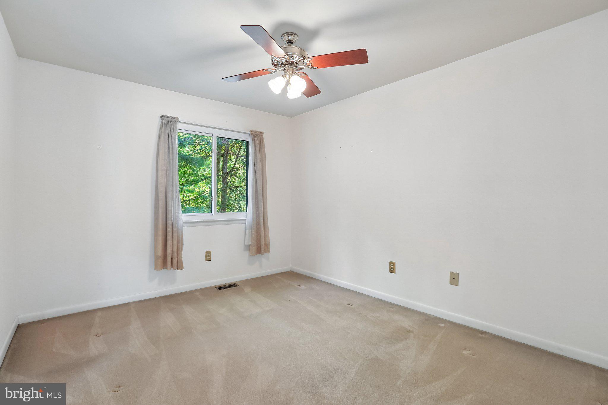 HICKORY RIDGE - Residential